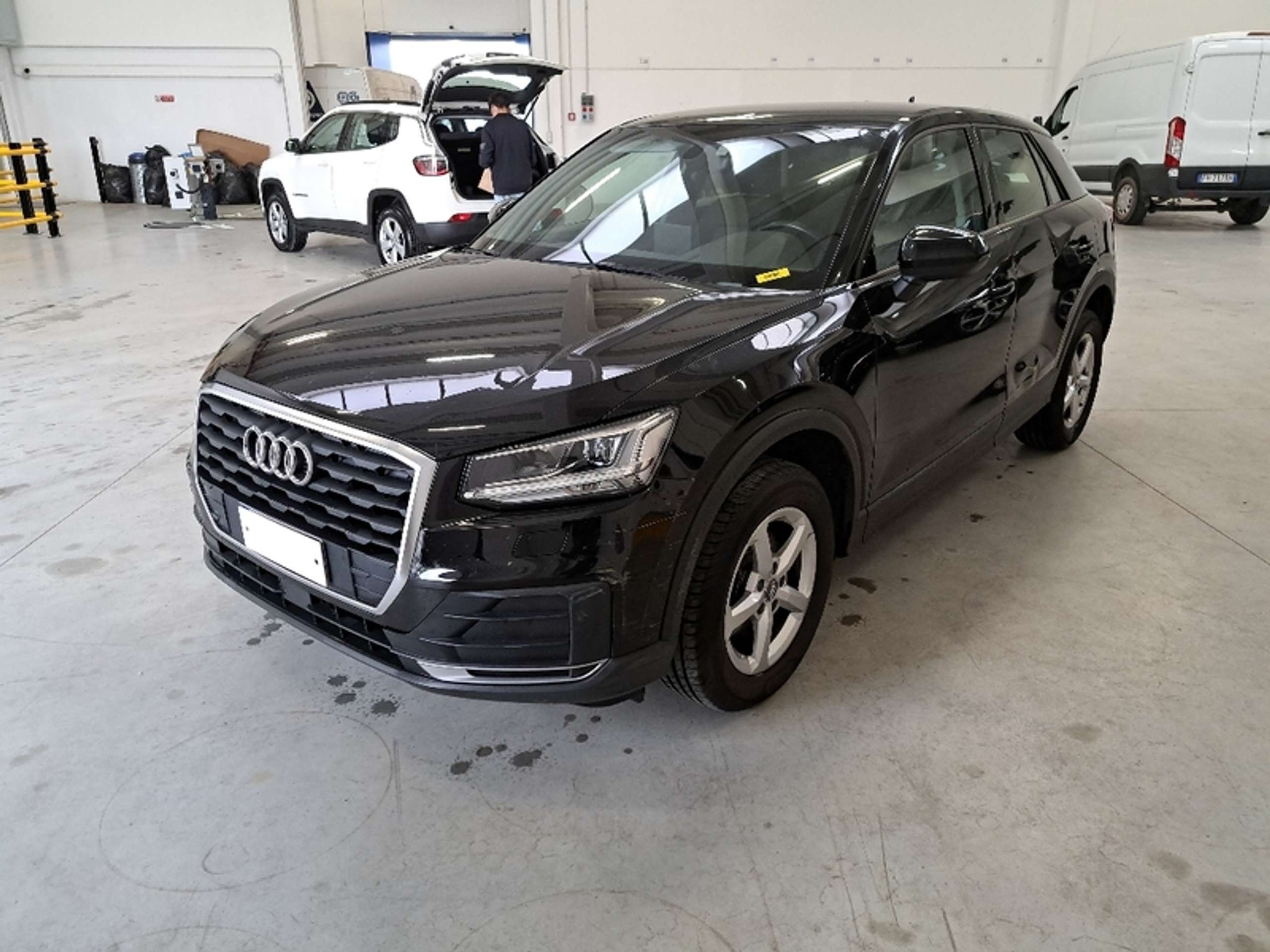 Audi - Q2