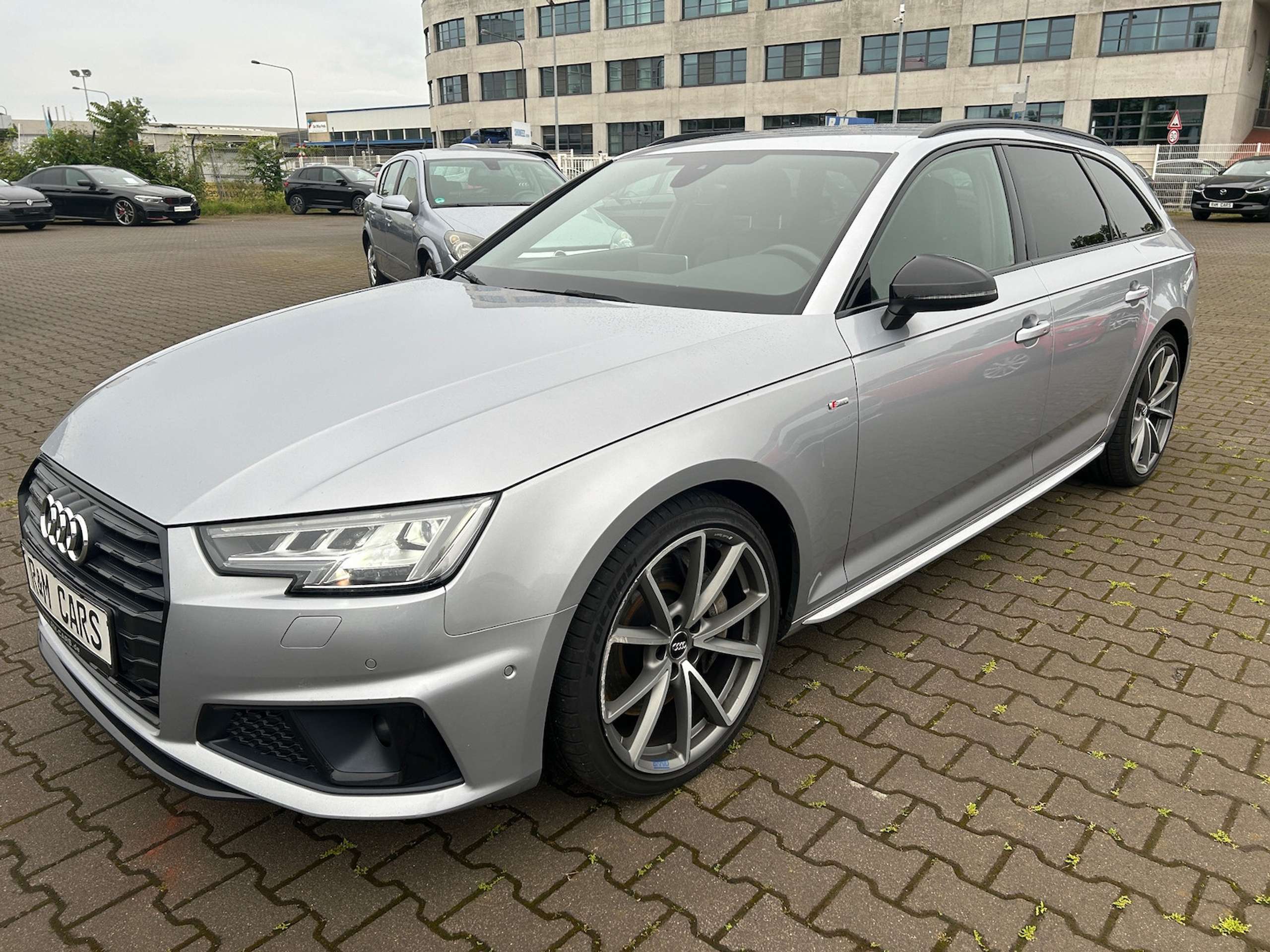 Audi - A4