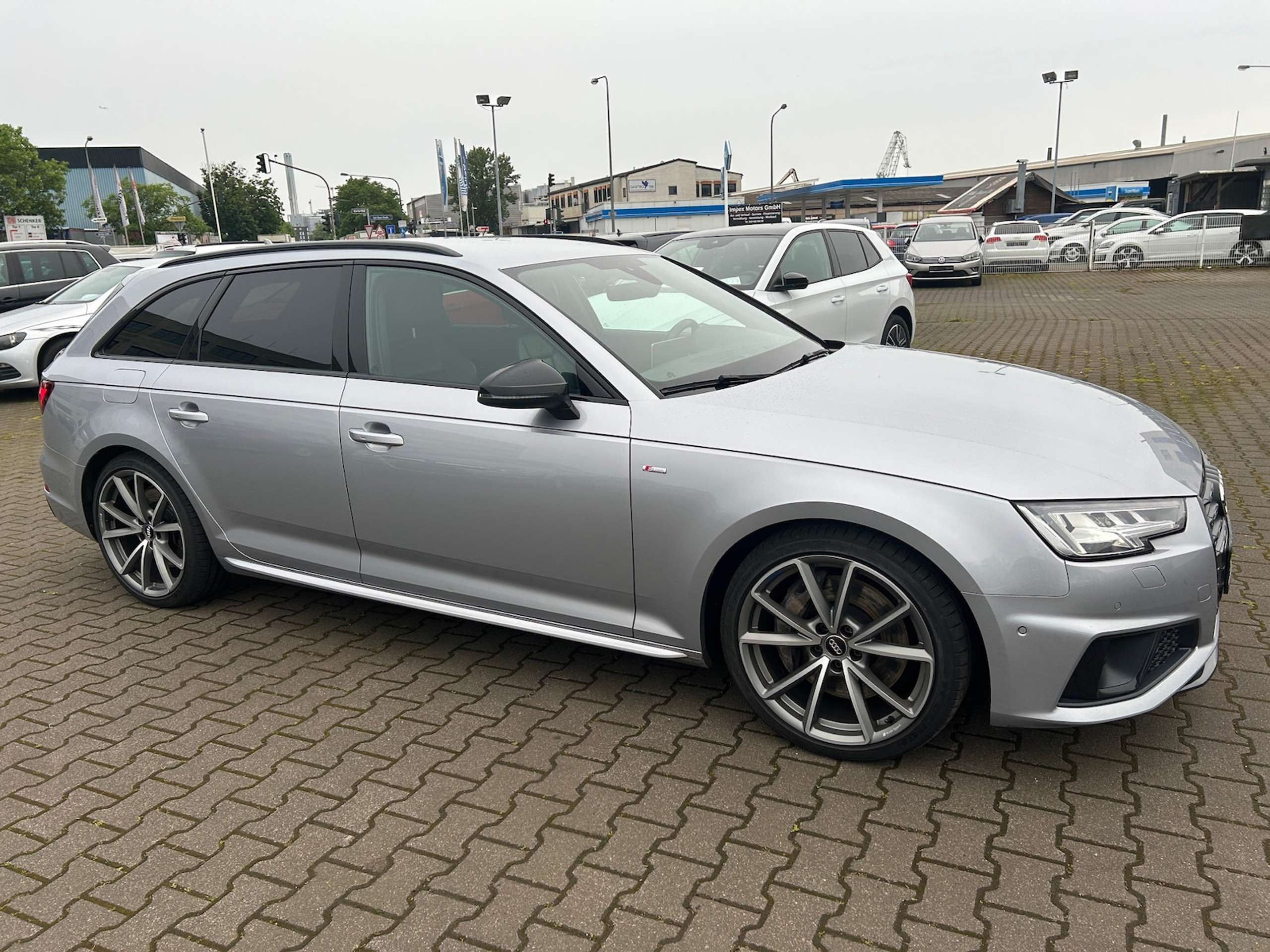 Audi - A4