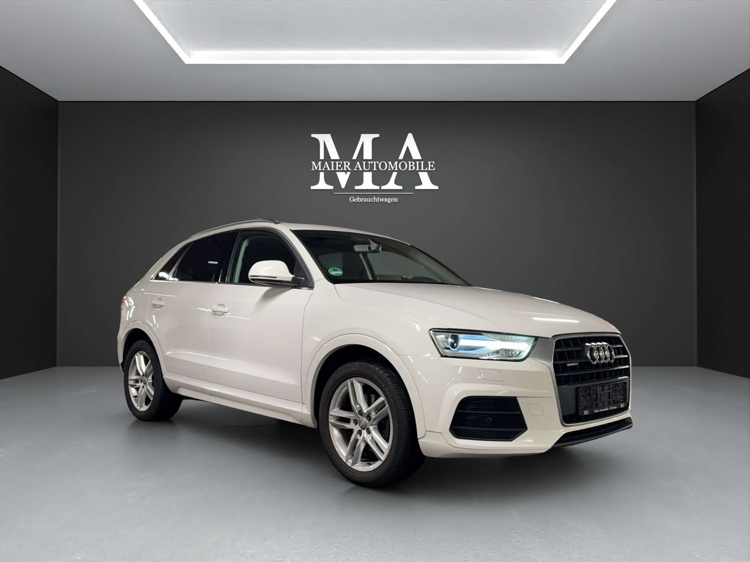 Audi - Q3