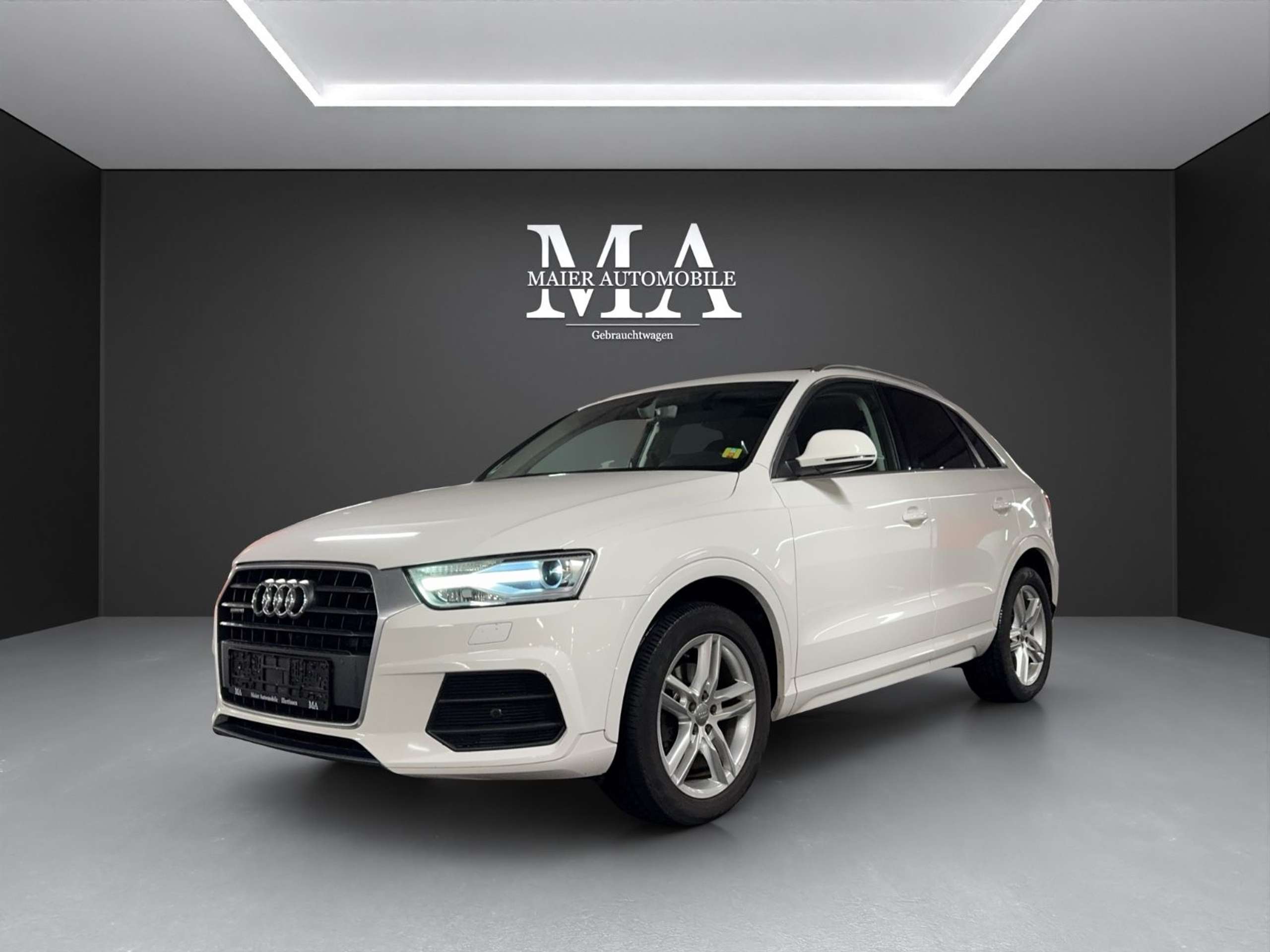 Audi - Q3