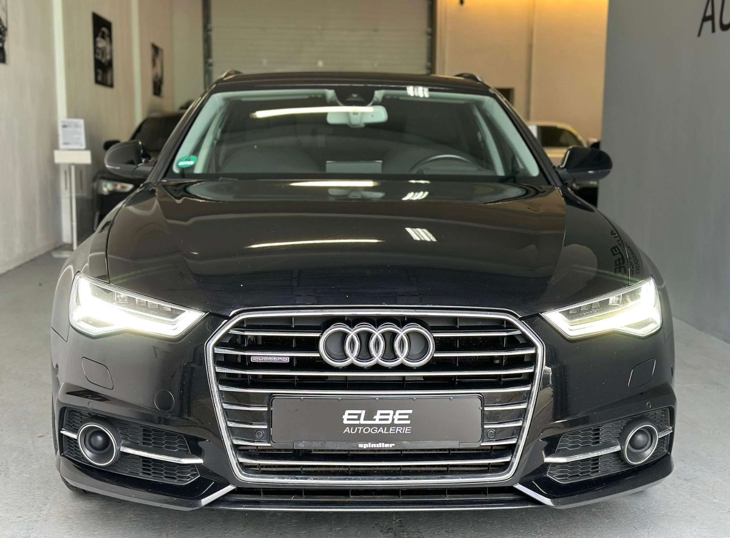 Audi - A6