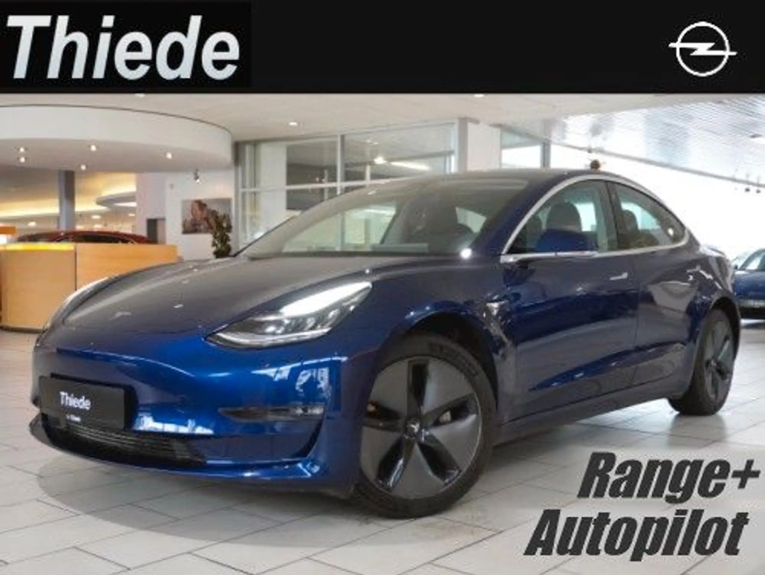 Tesla - Model 3