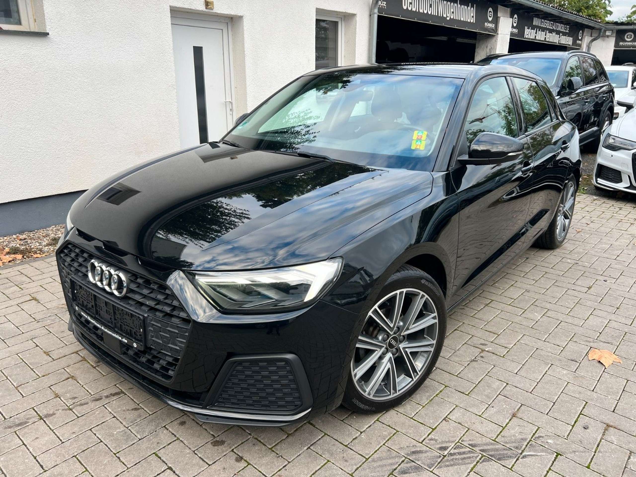 Audi - A1