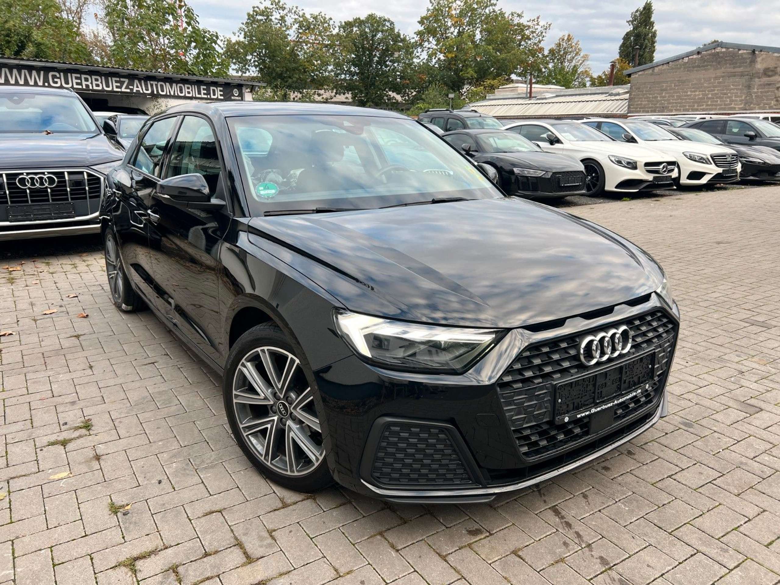 Audi - A1