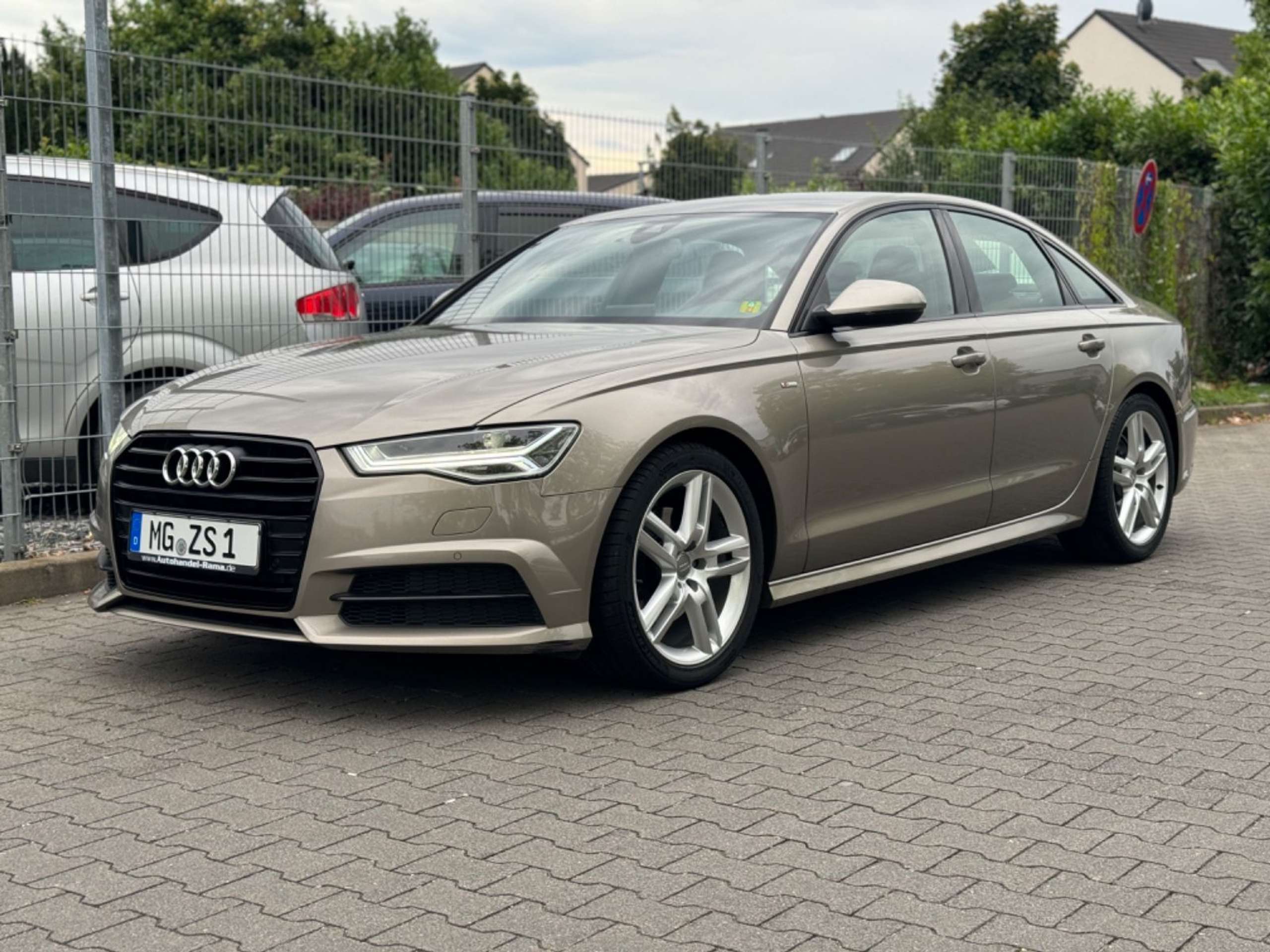 Audi - A6