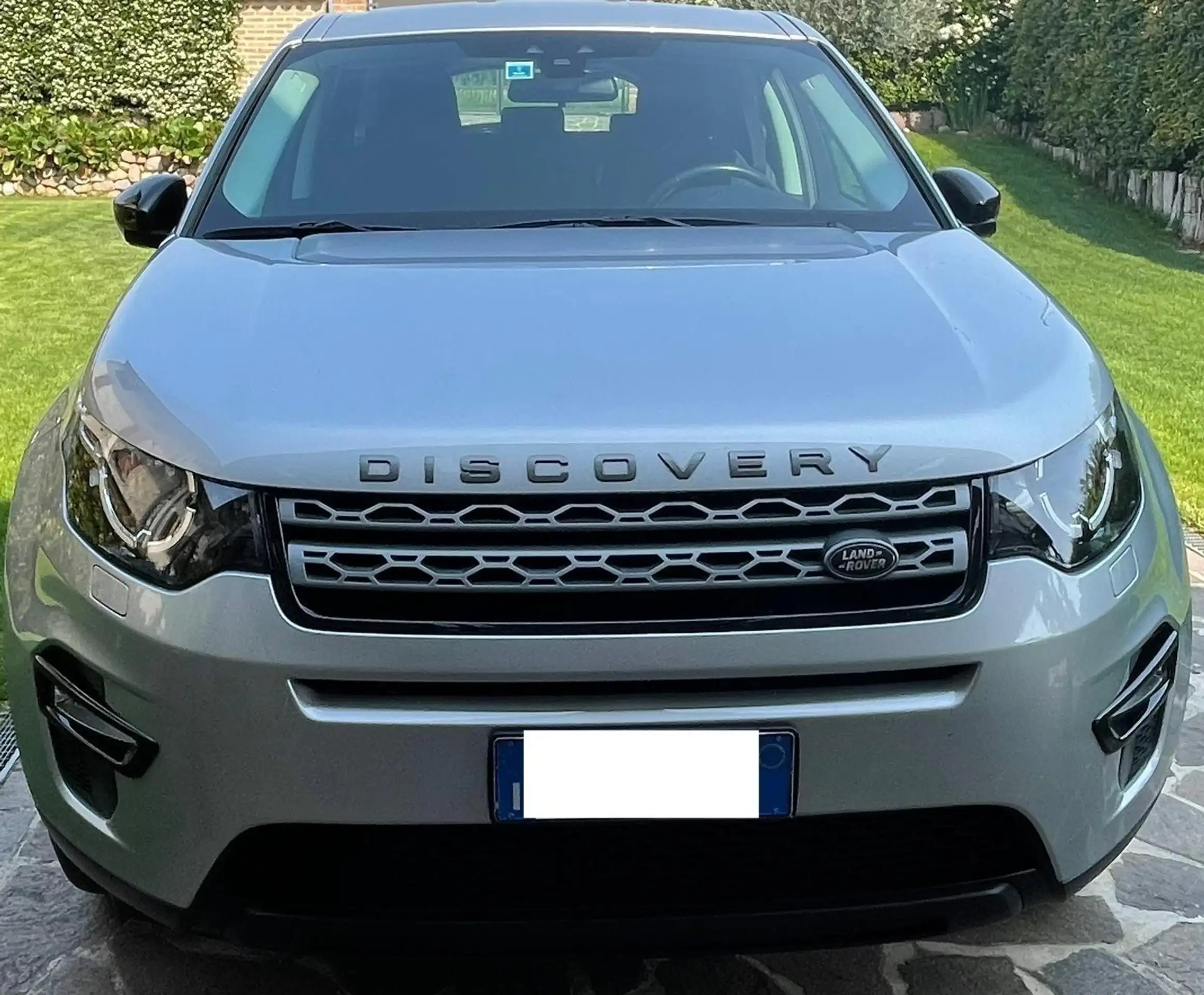 Land Rover - Discovery Sport