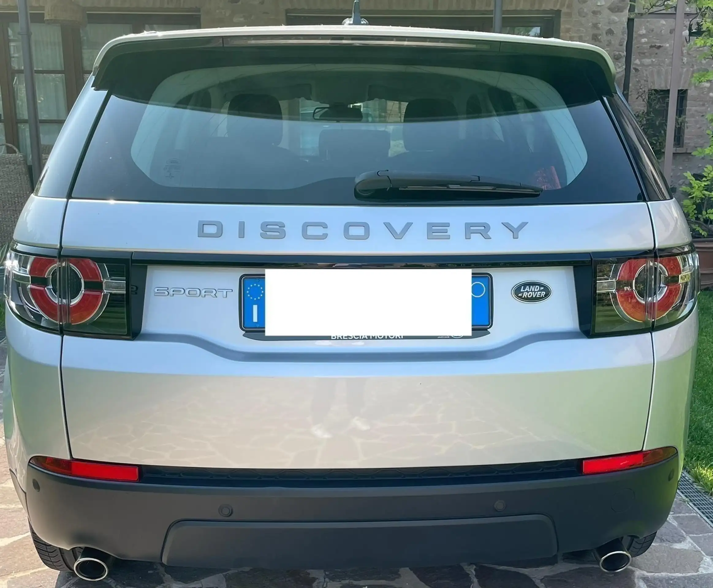 Land Rover - Discovery Sport