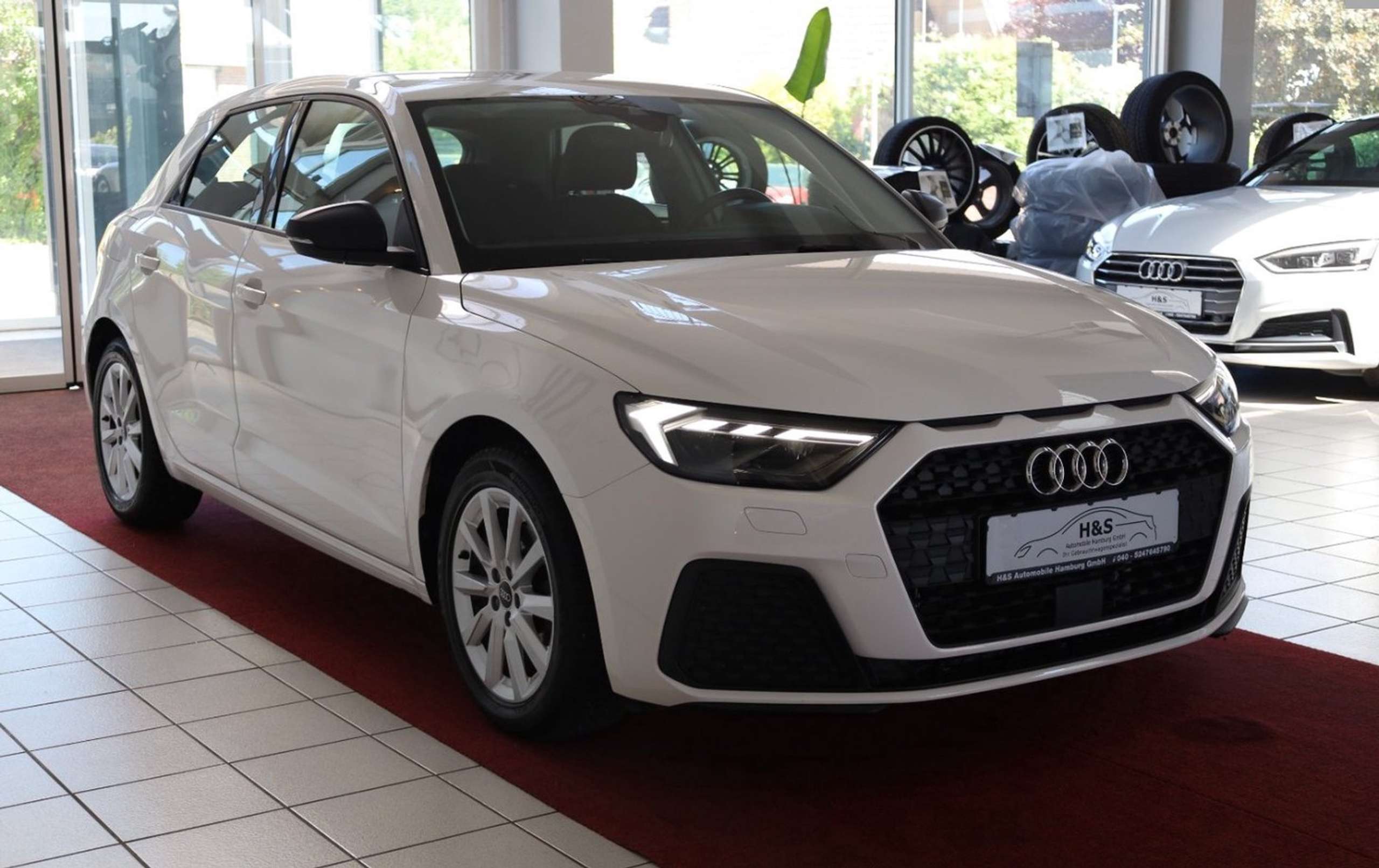 Audi - A1