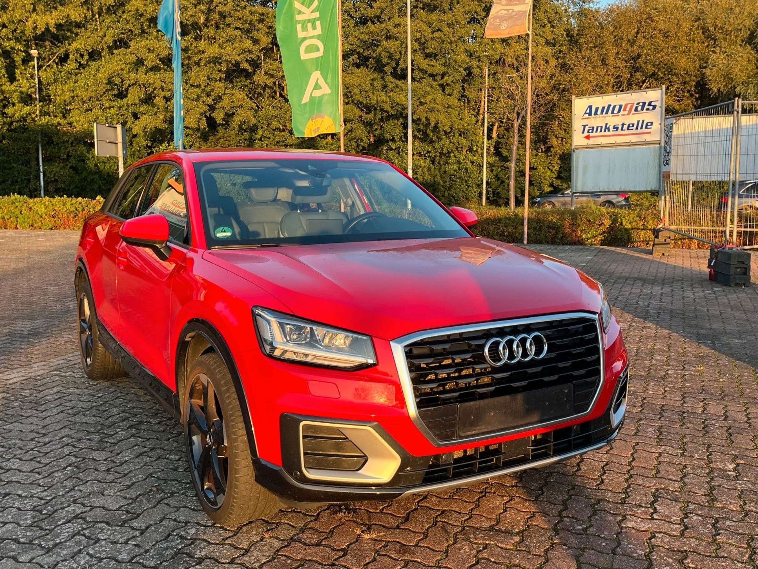 Audi - Q2