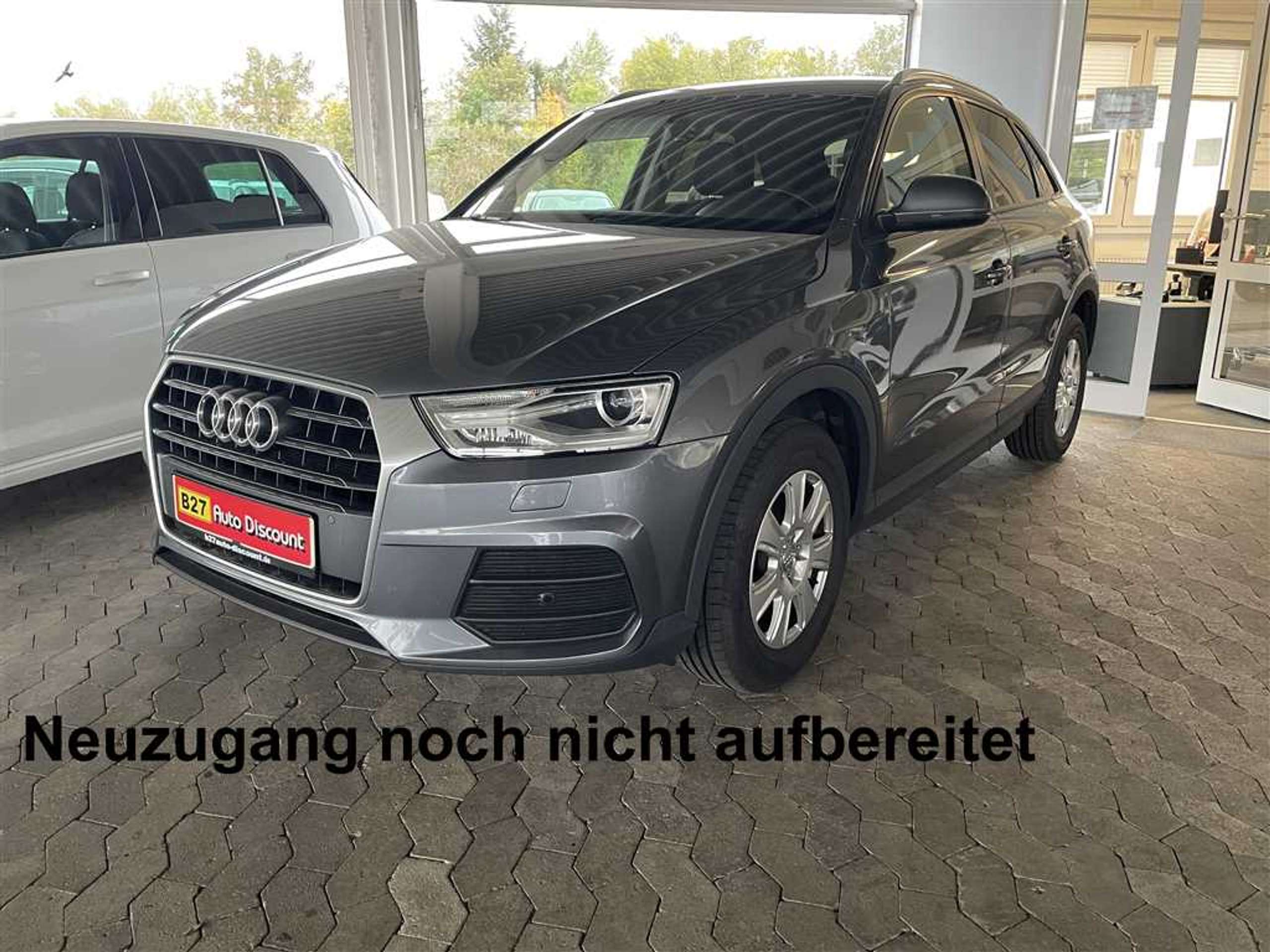 Audi - Q3