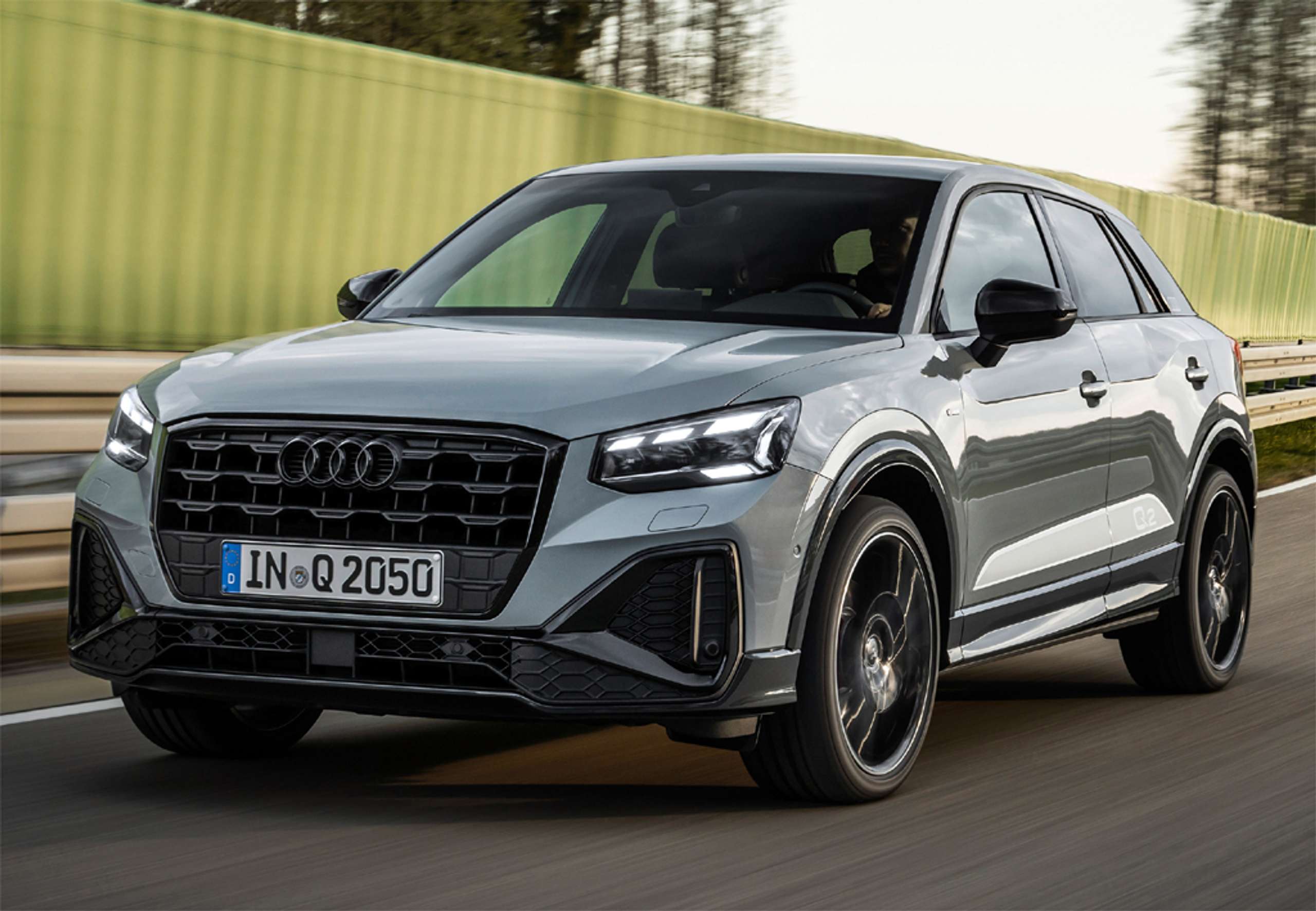 Audi - Q2