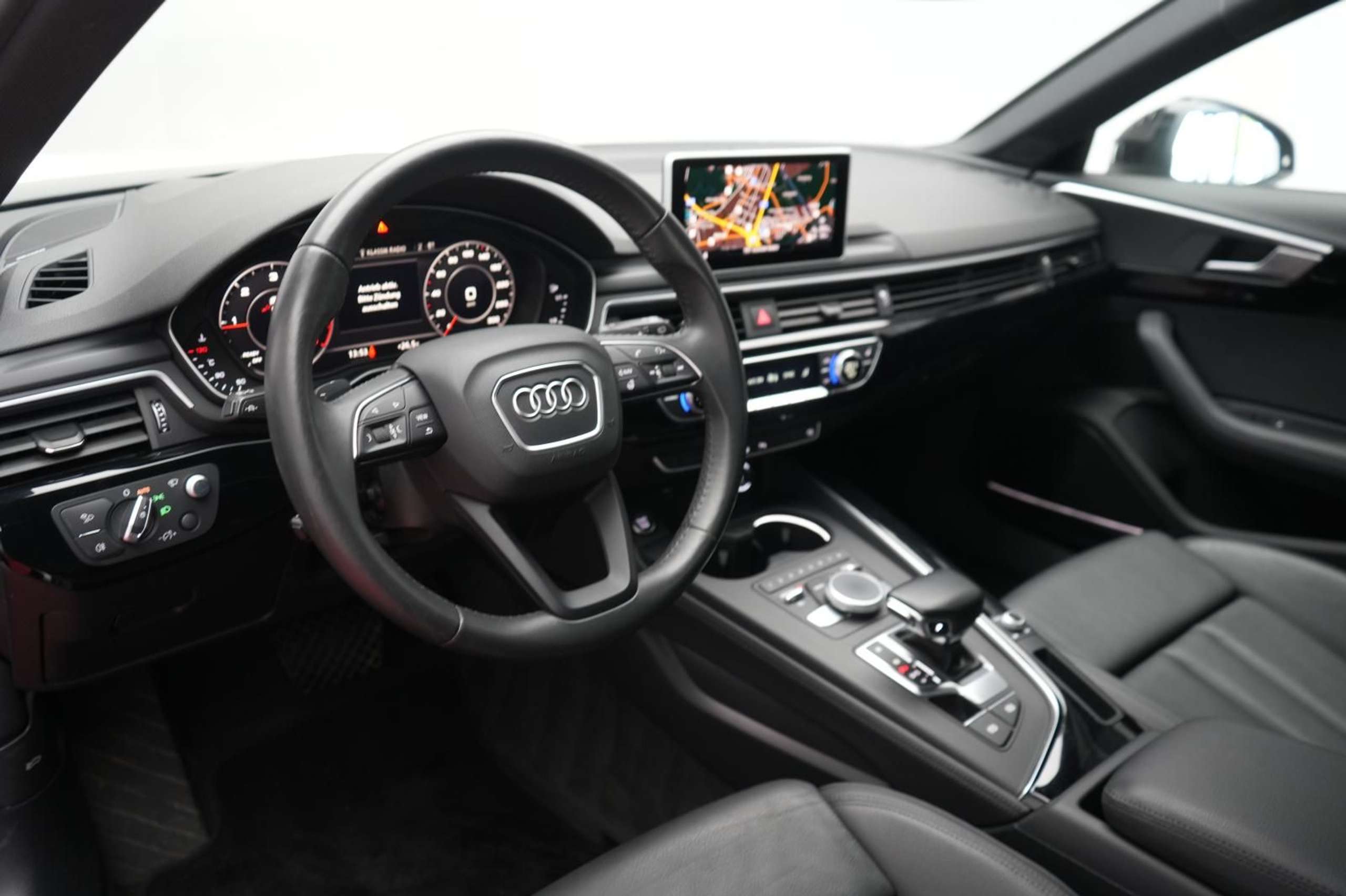 Audi - A4