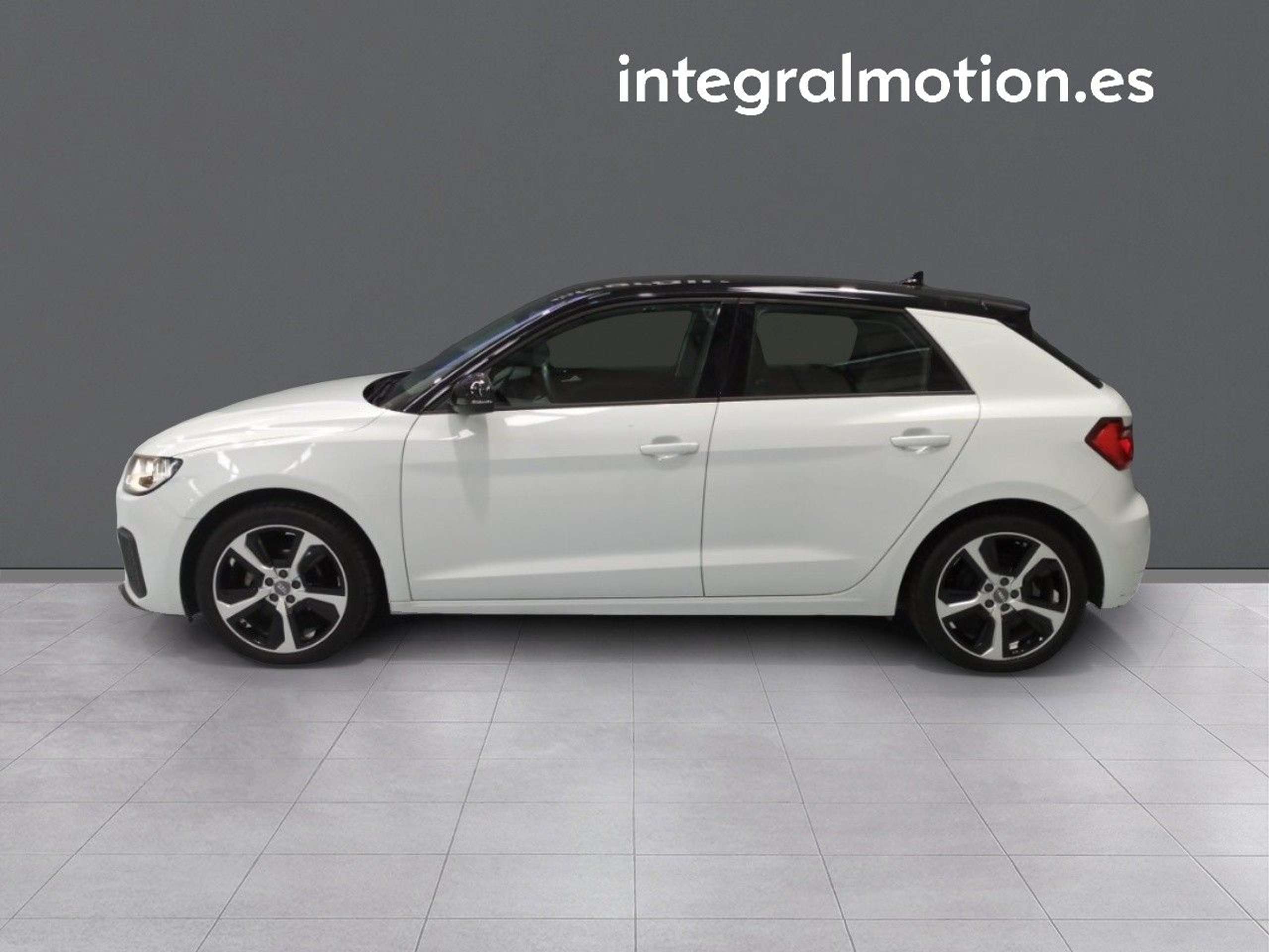 Audi - A1