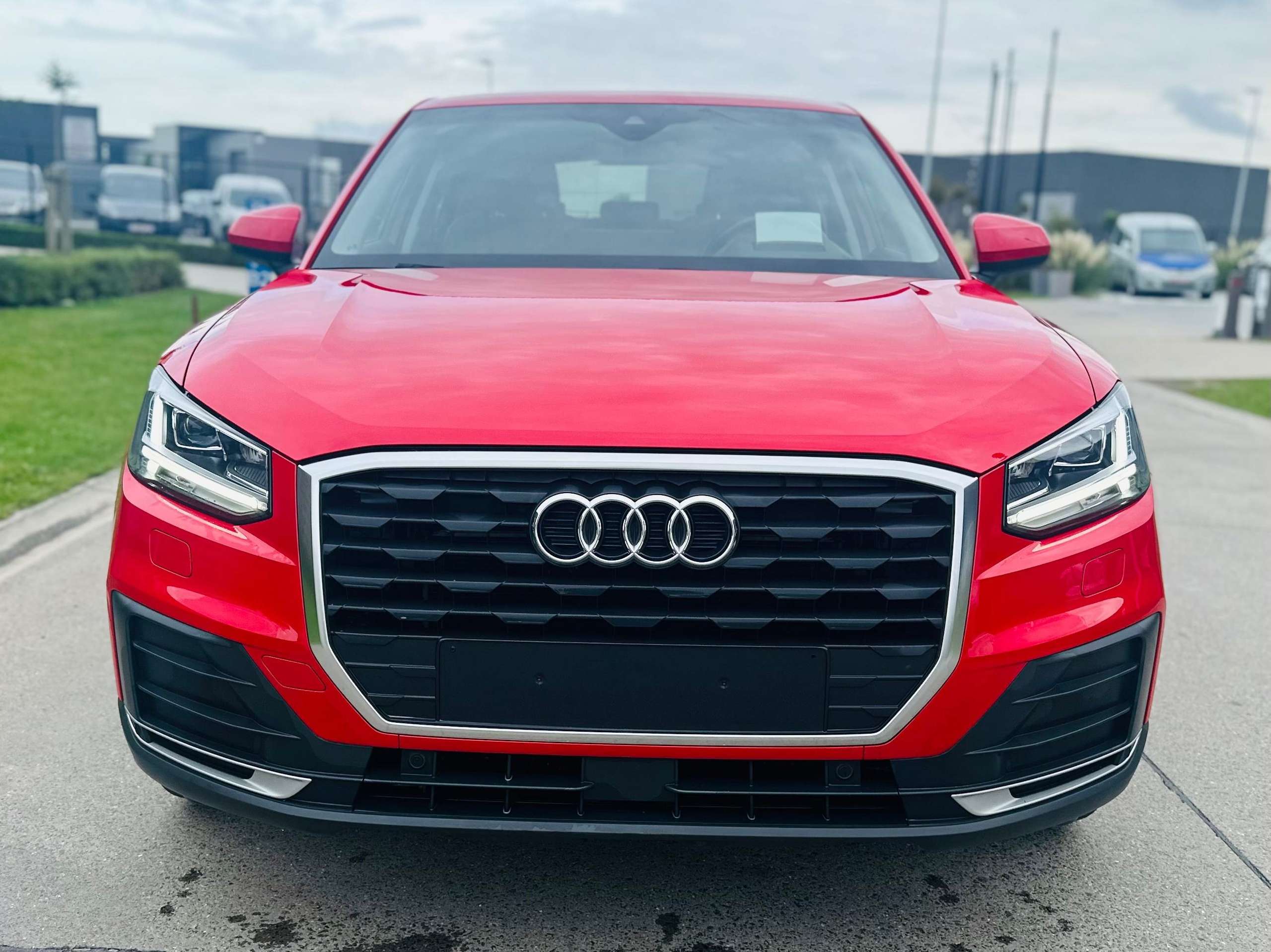 Audi - Q2