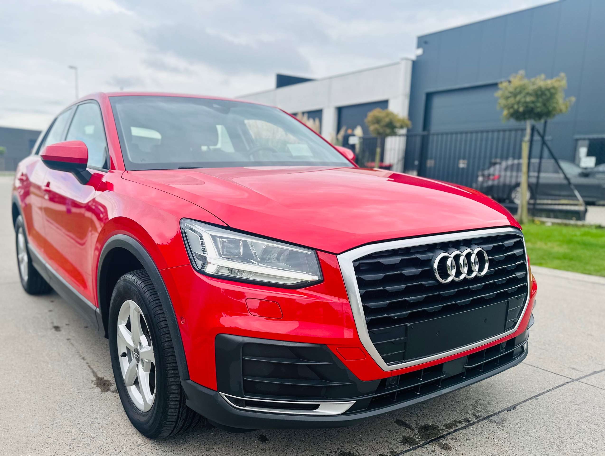 Audi - Q2