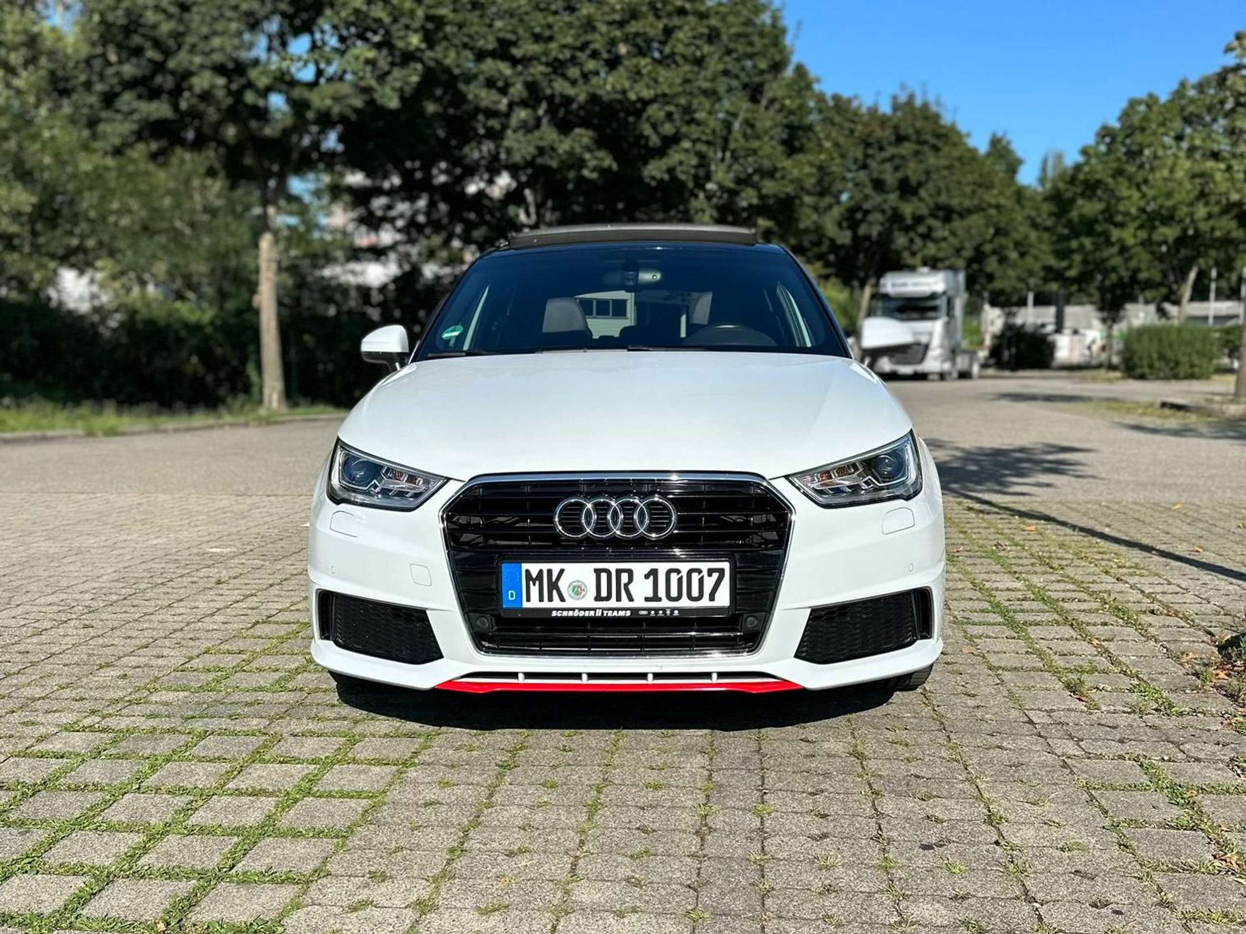 Audi - A1