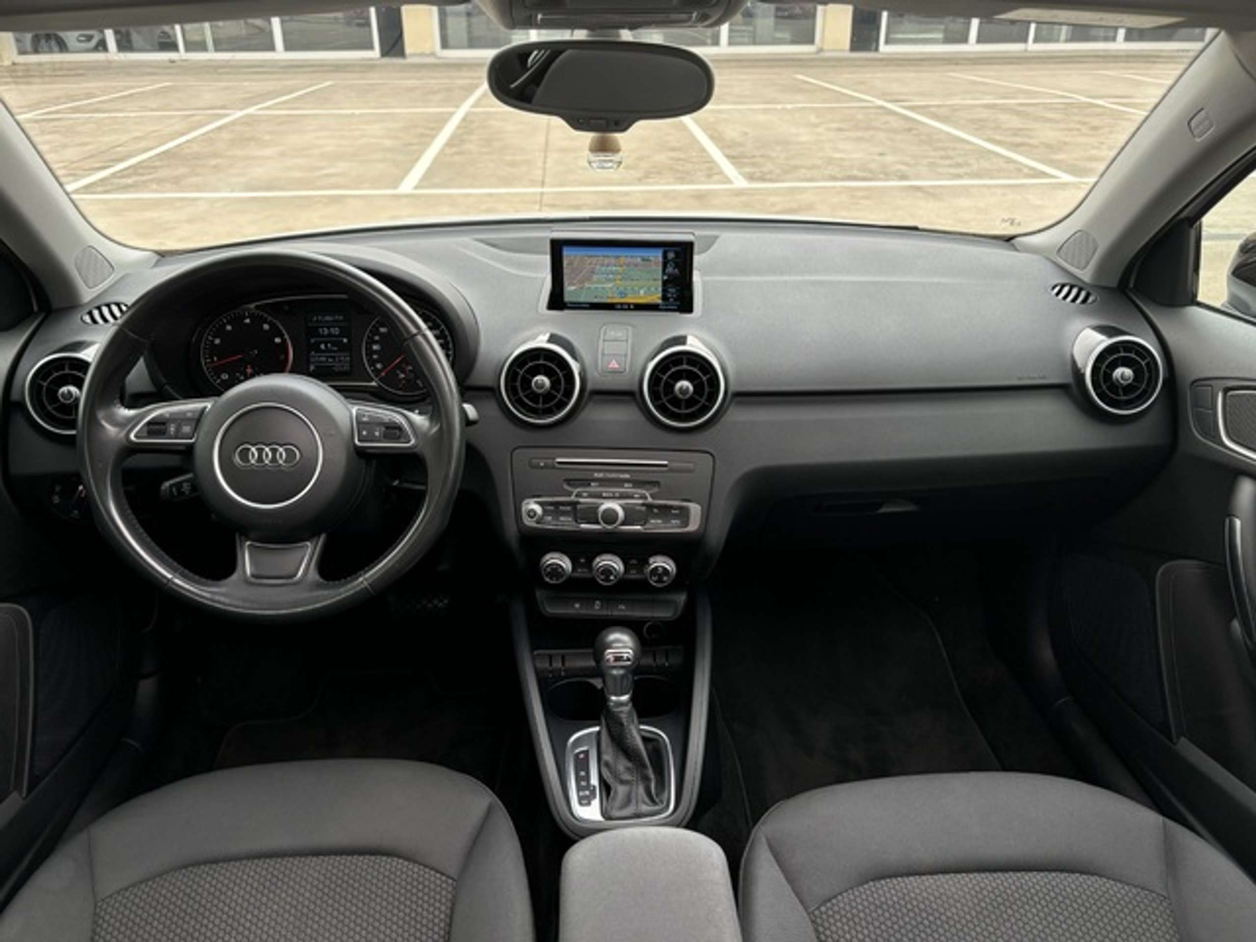 Audi - A1