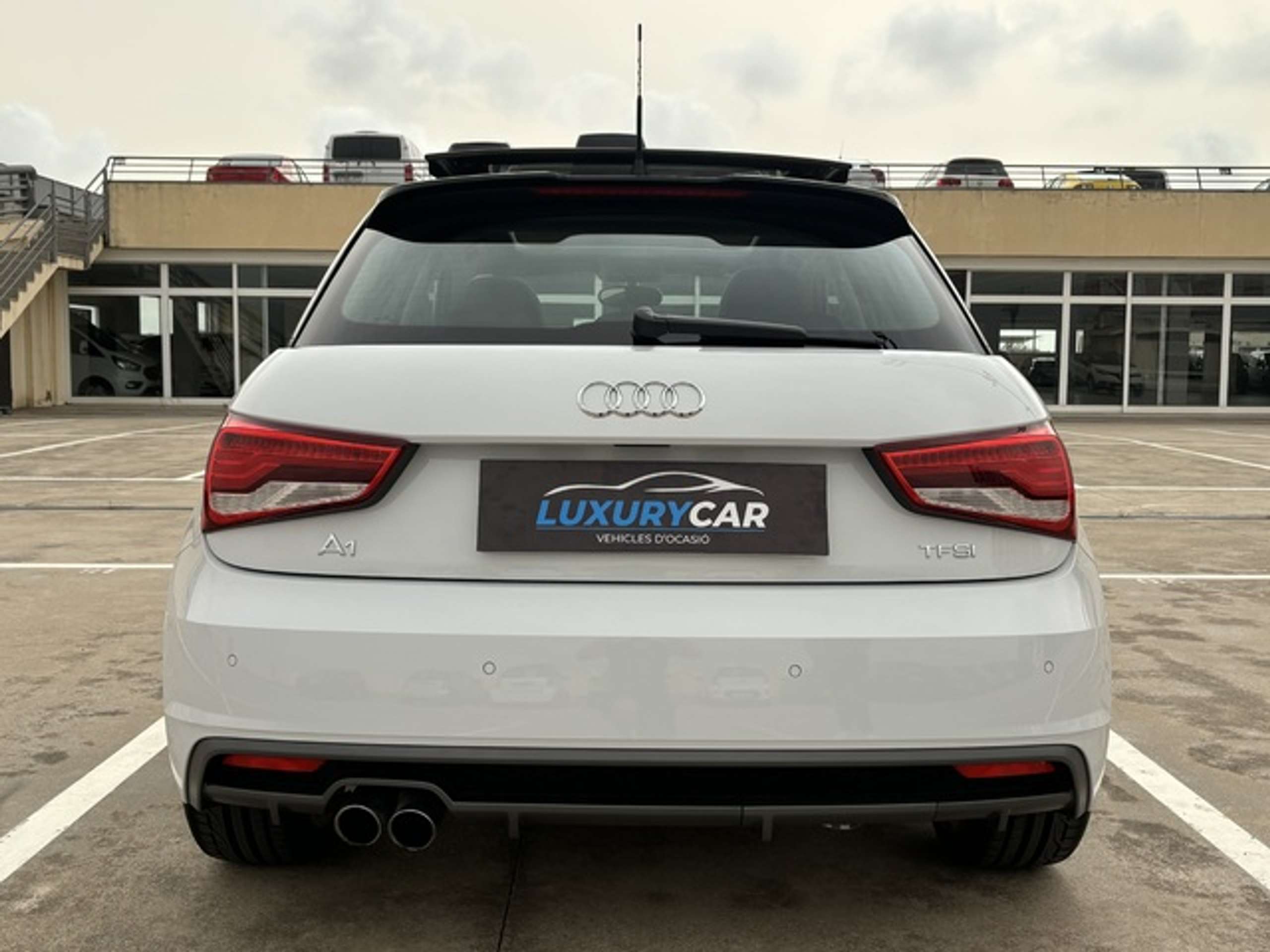 Audi - A1