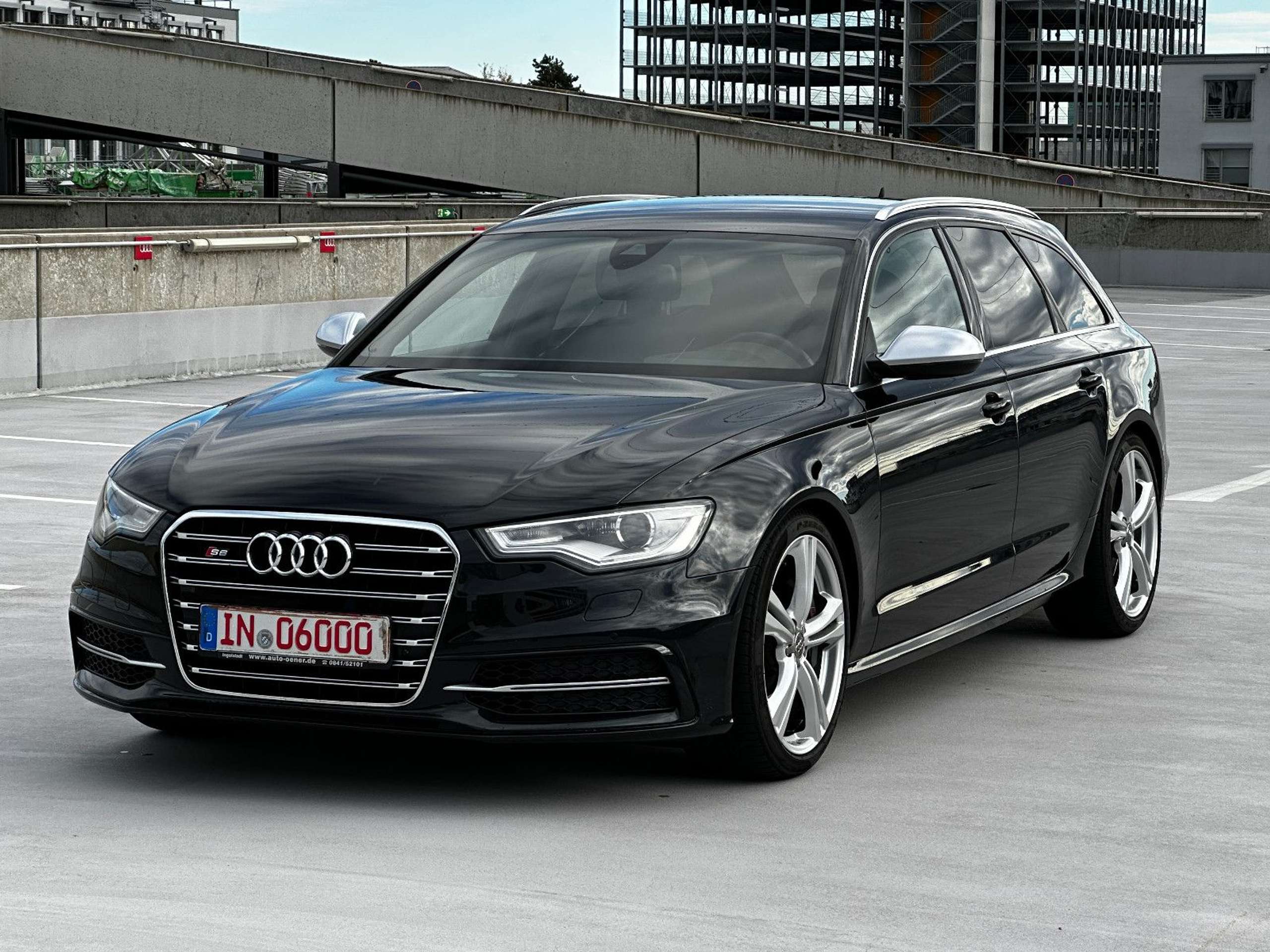 Audi - S6