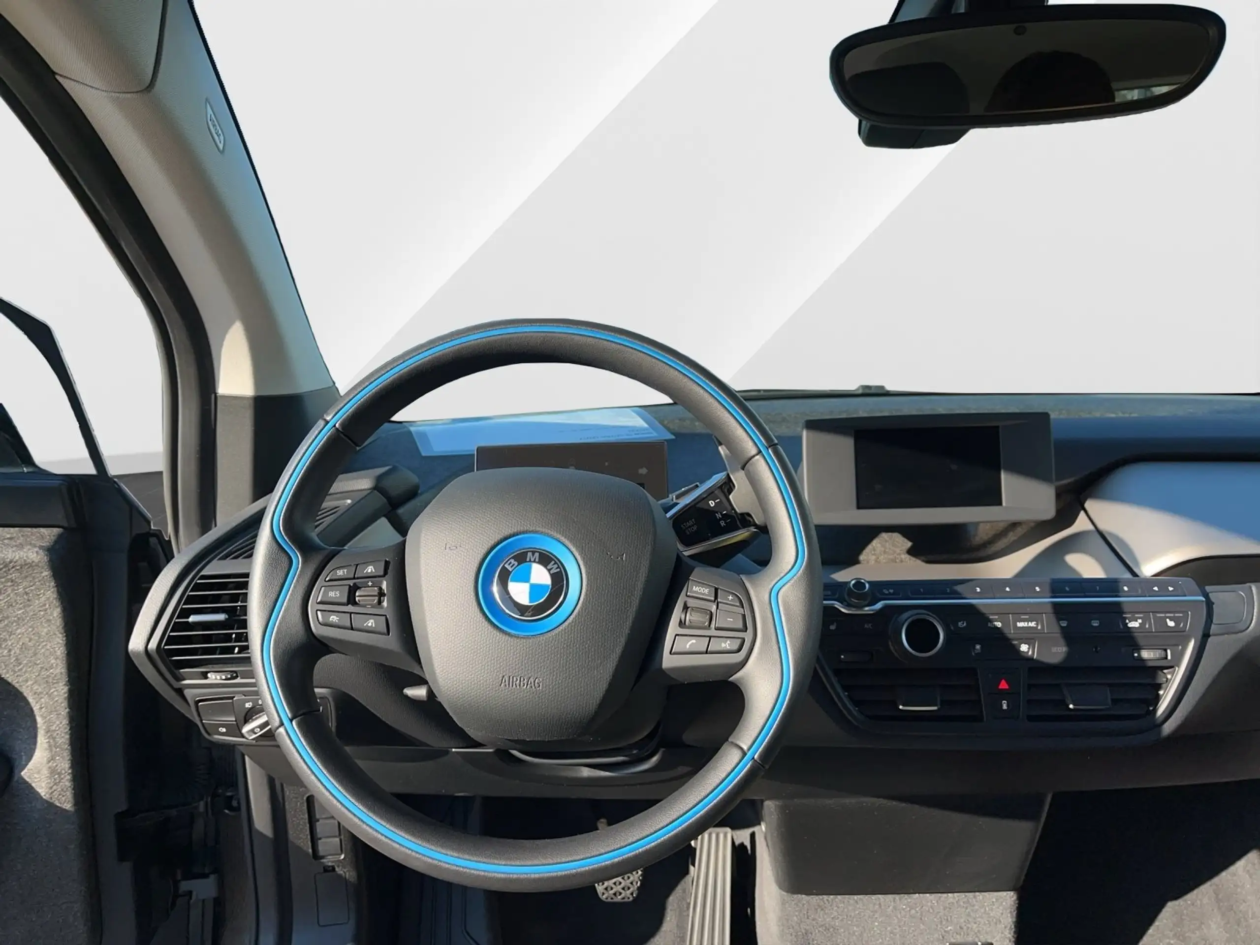 BMW - i3