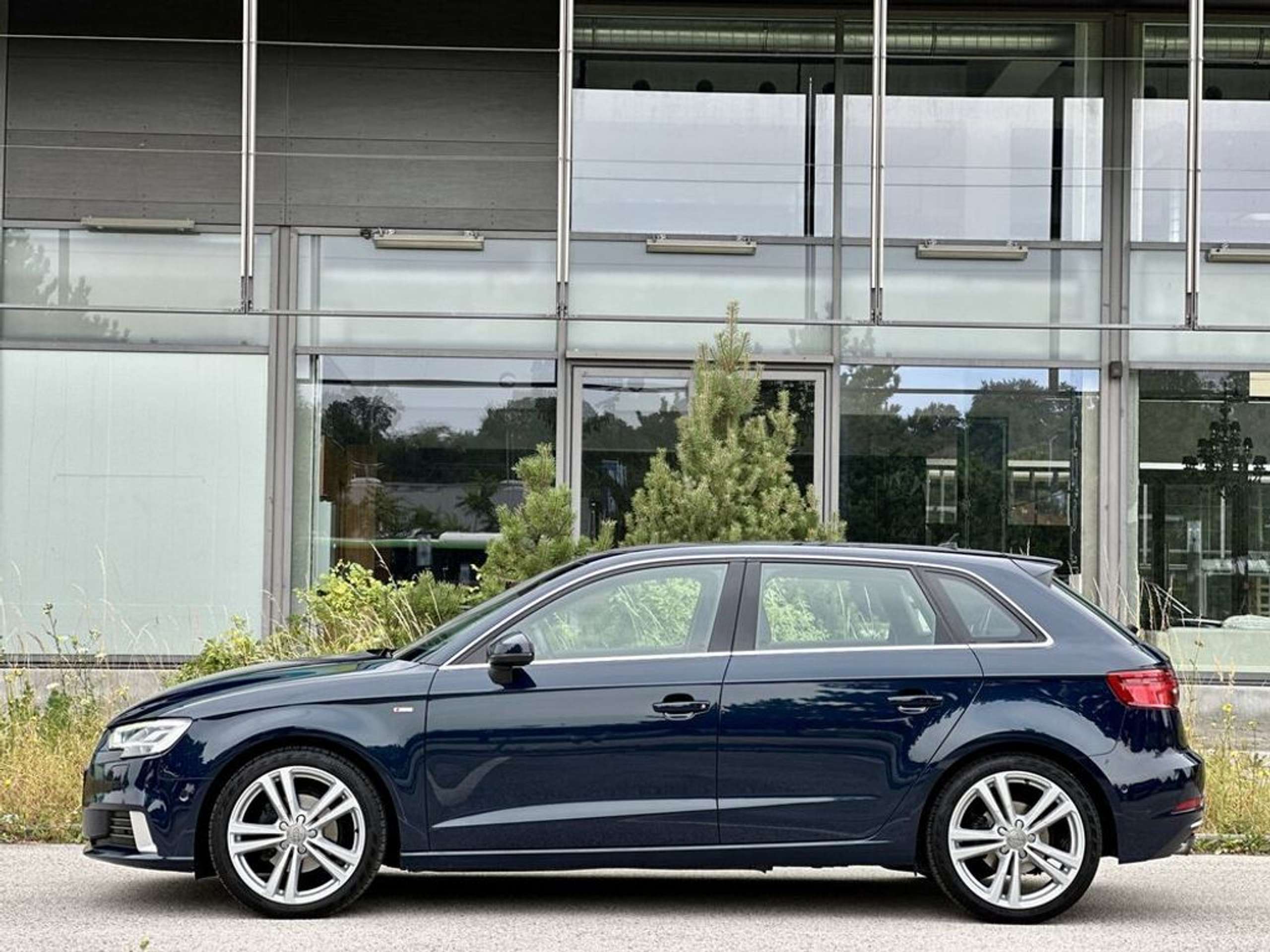 Audi - A3