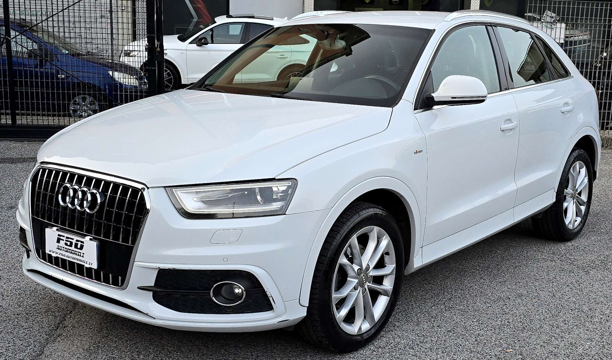 Audi - Q3