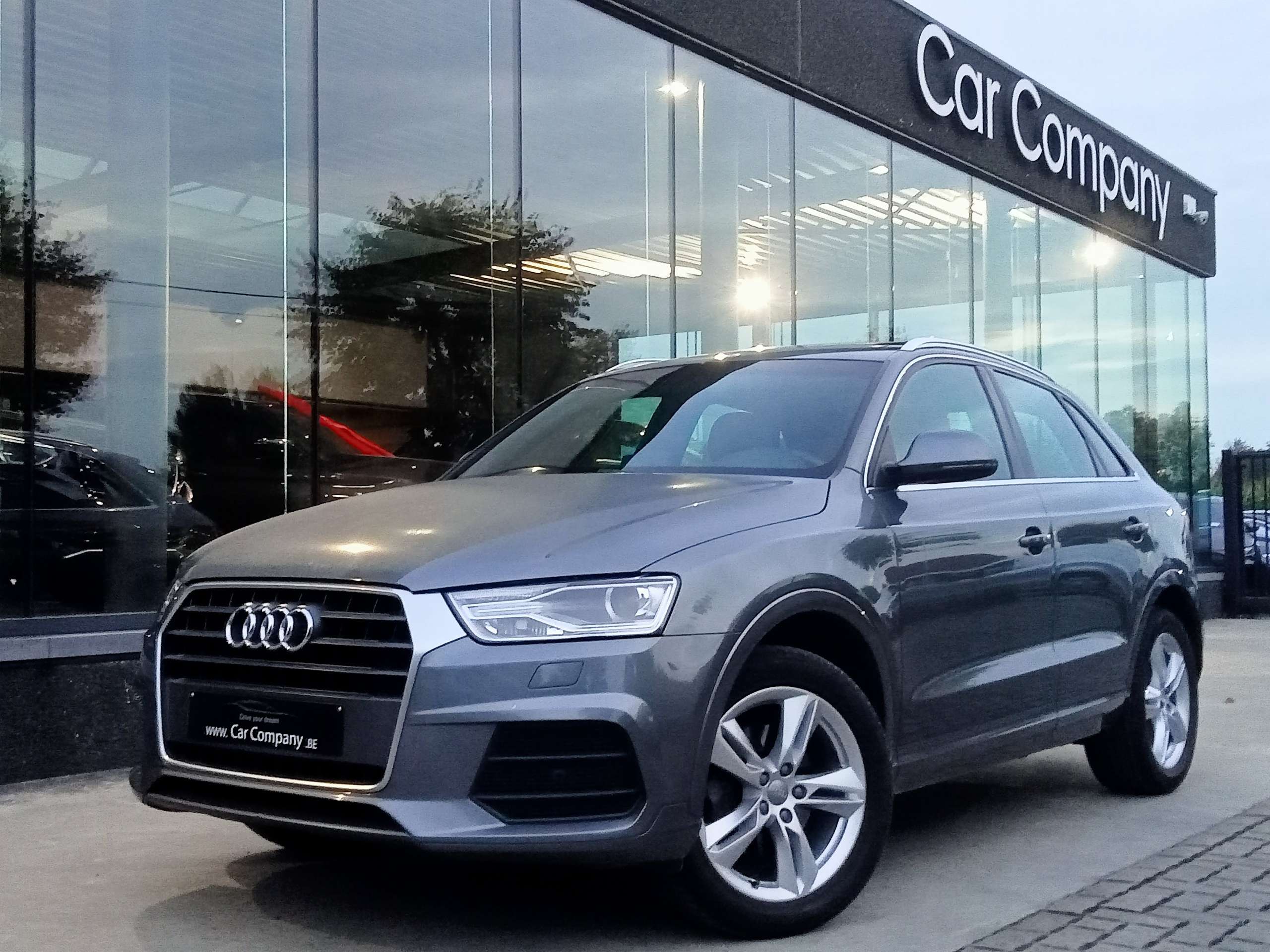 Audi - Q3