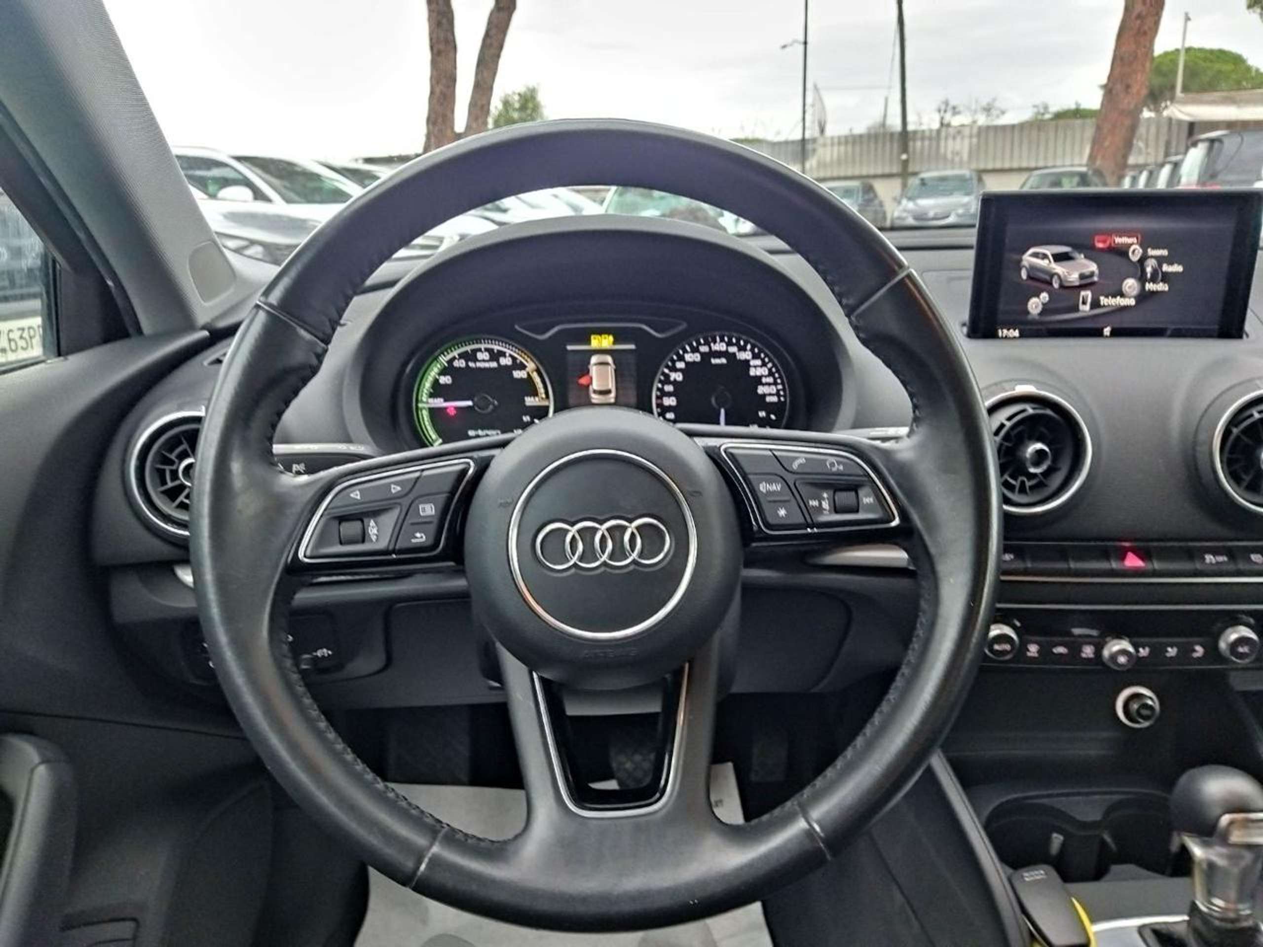 Audi - A3