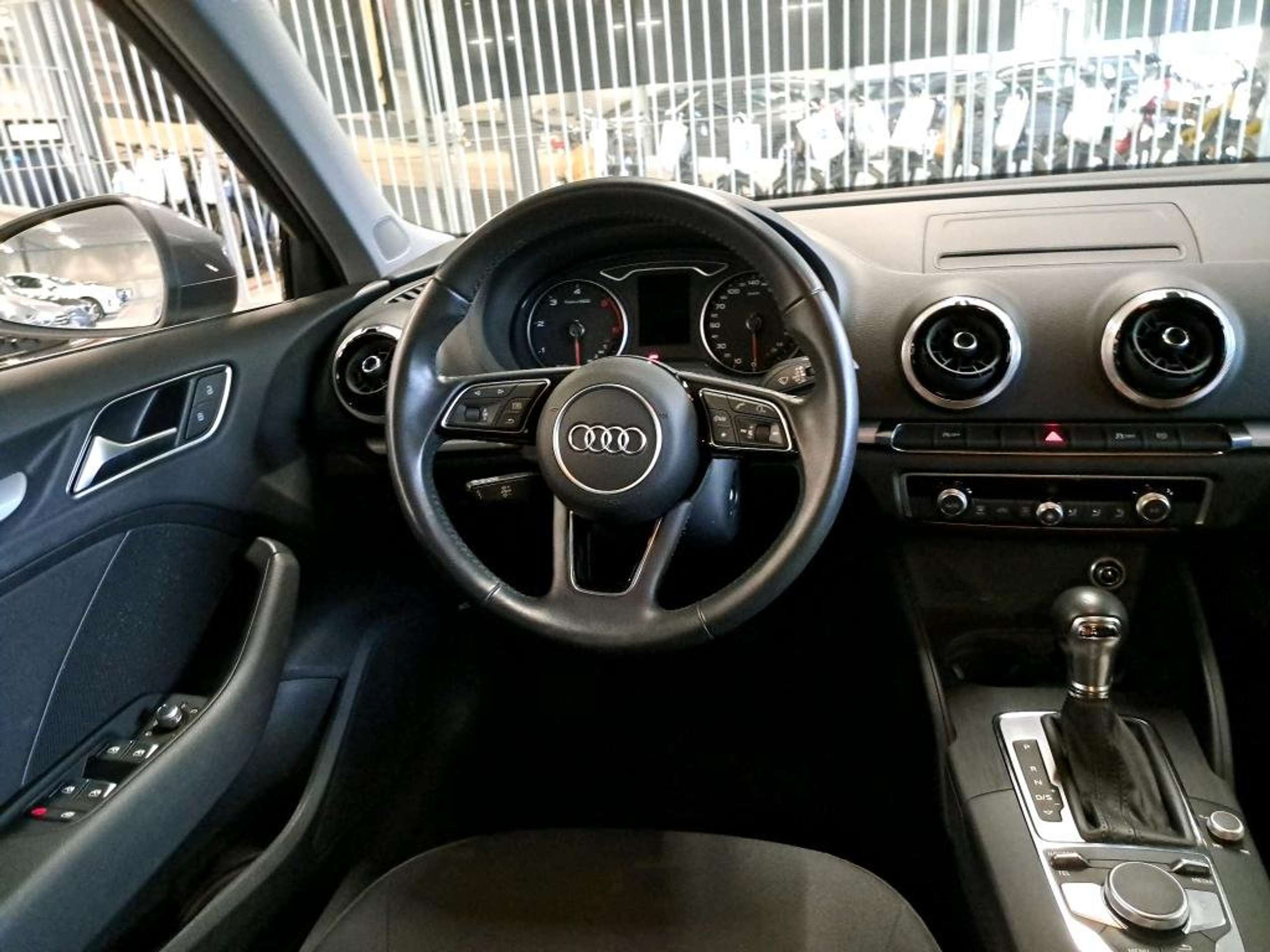 Audi - A3