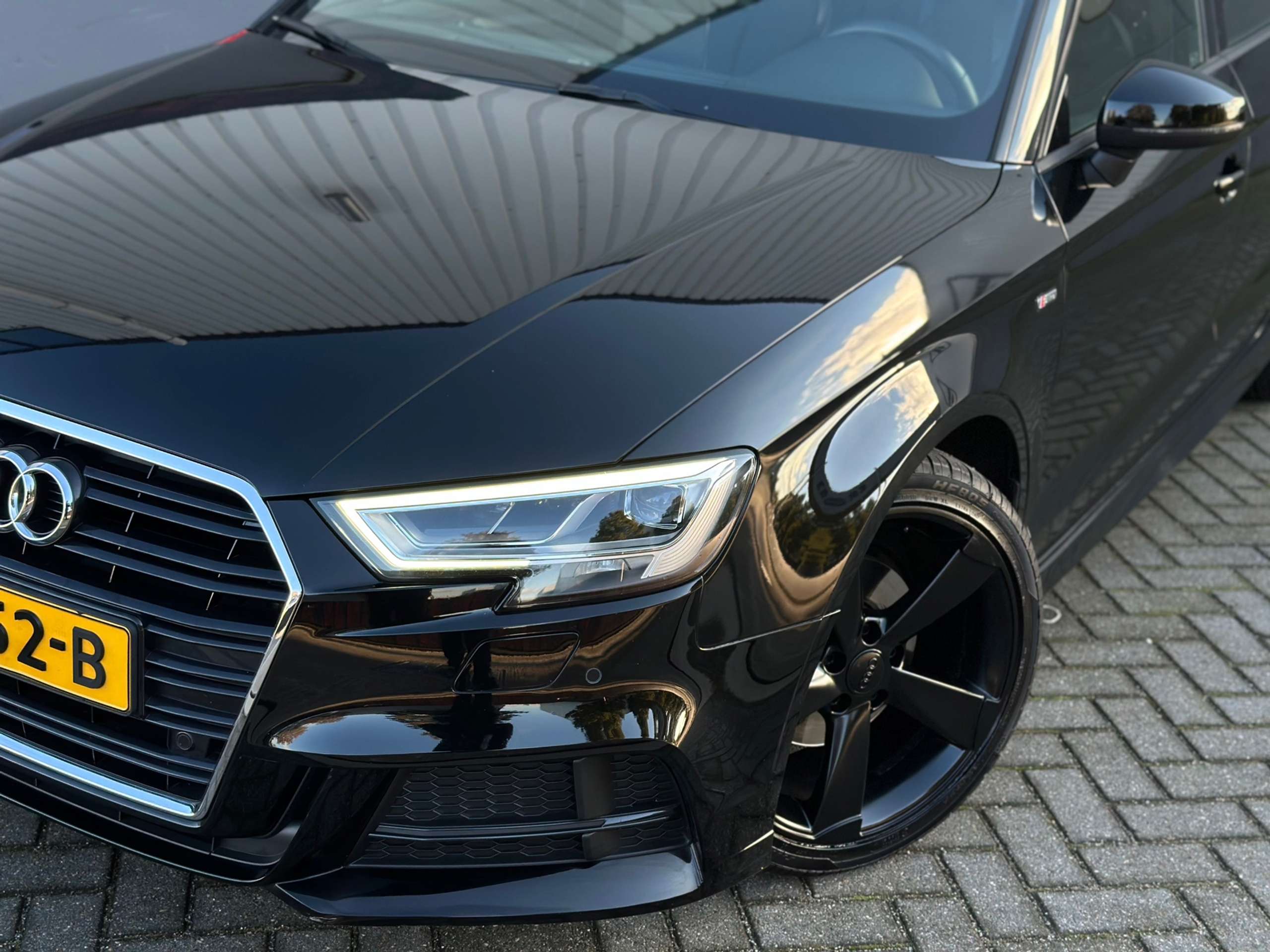 Audi - A3