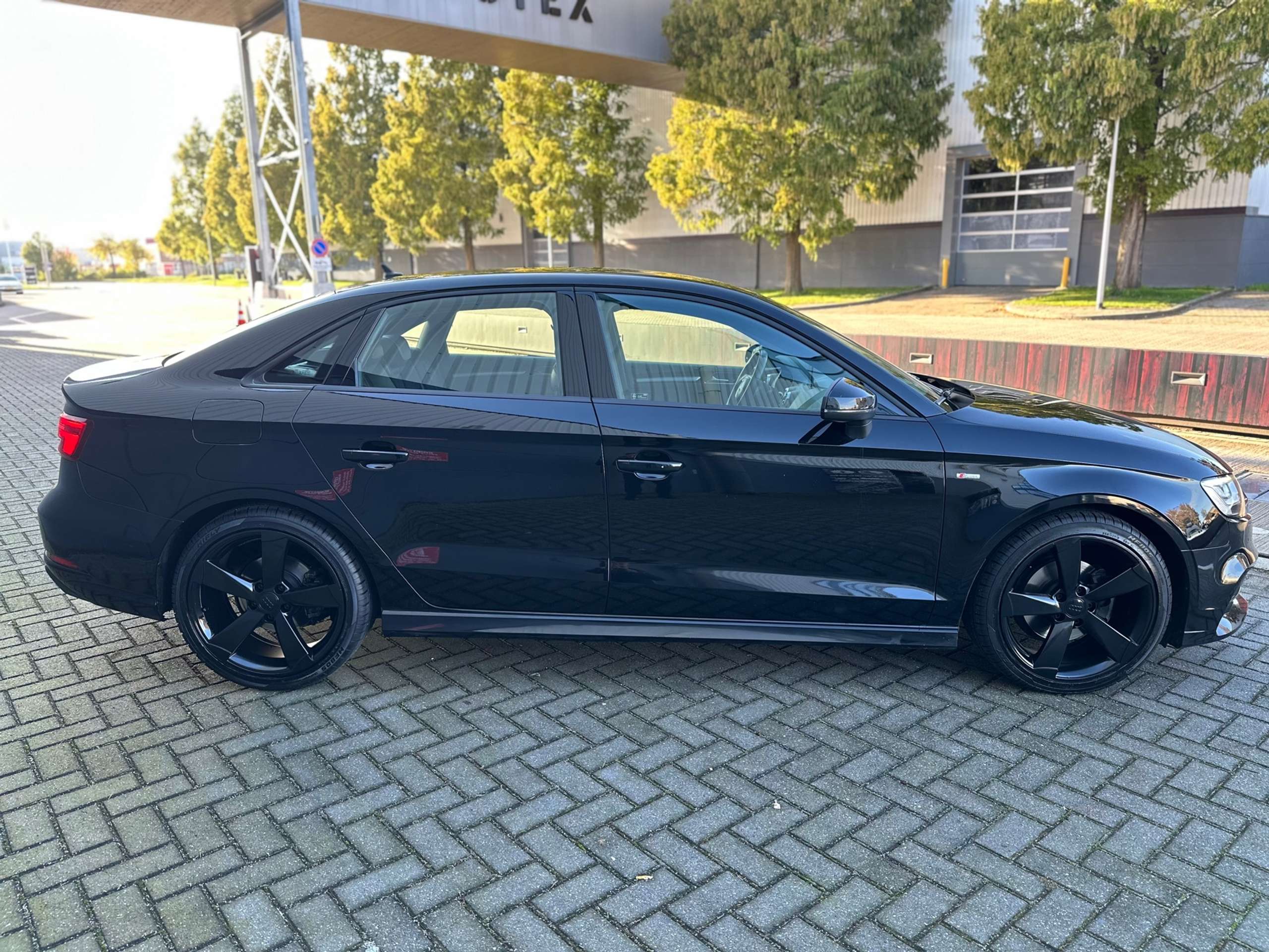 Audi - A3