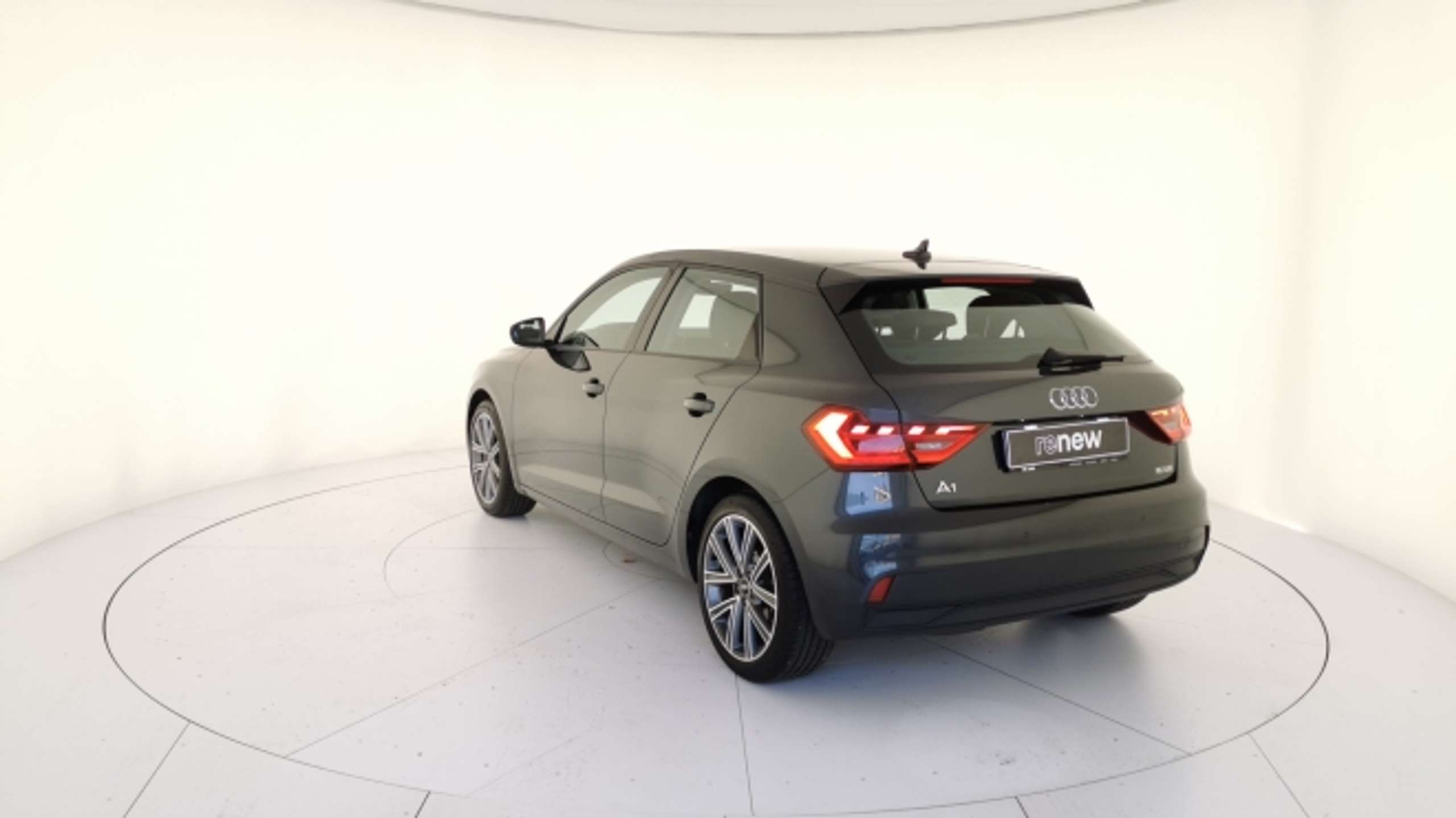 Audi - A1