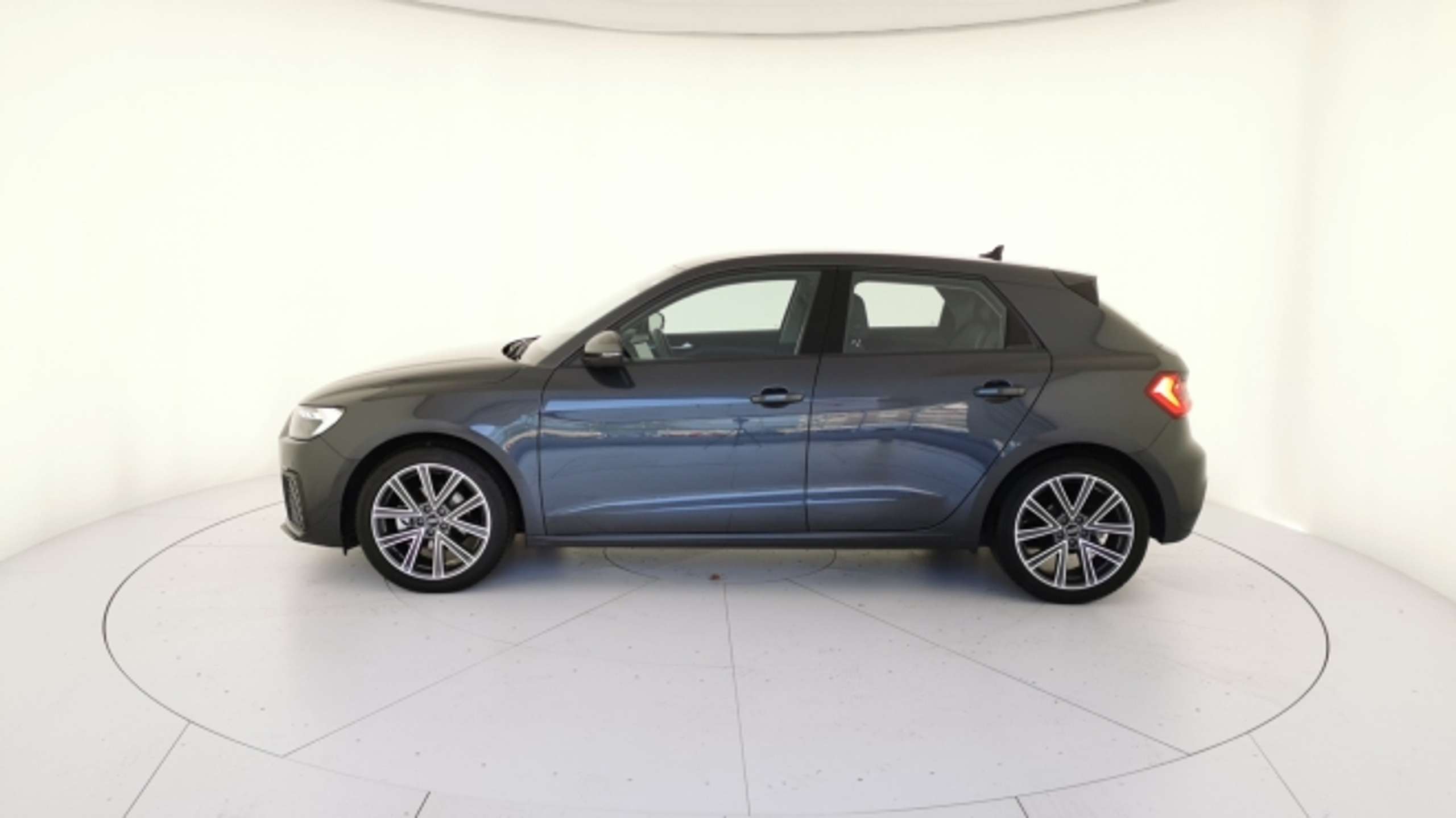 Audi - A1