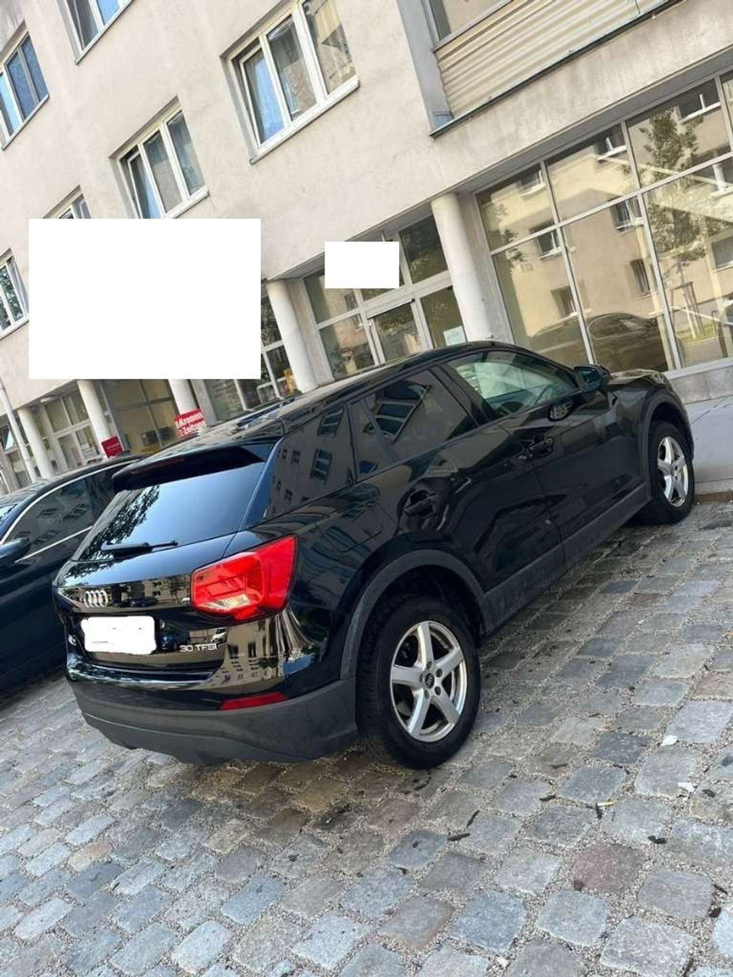 Audi - Q2