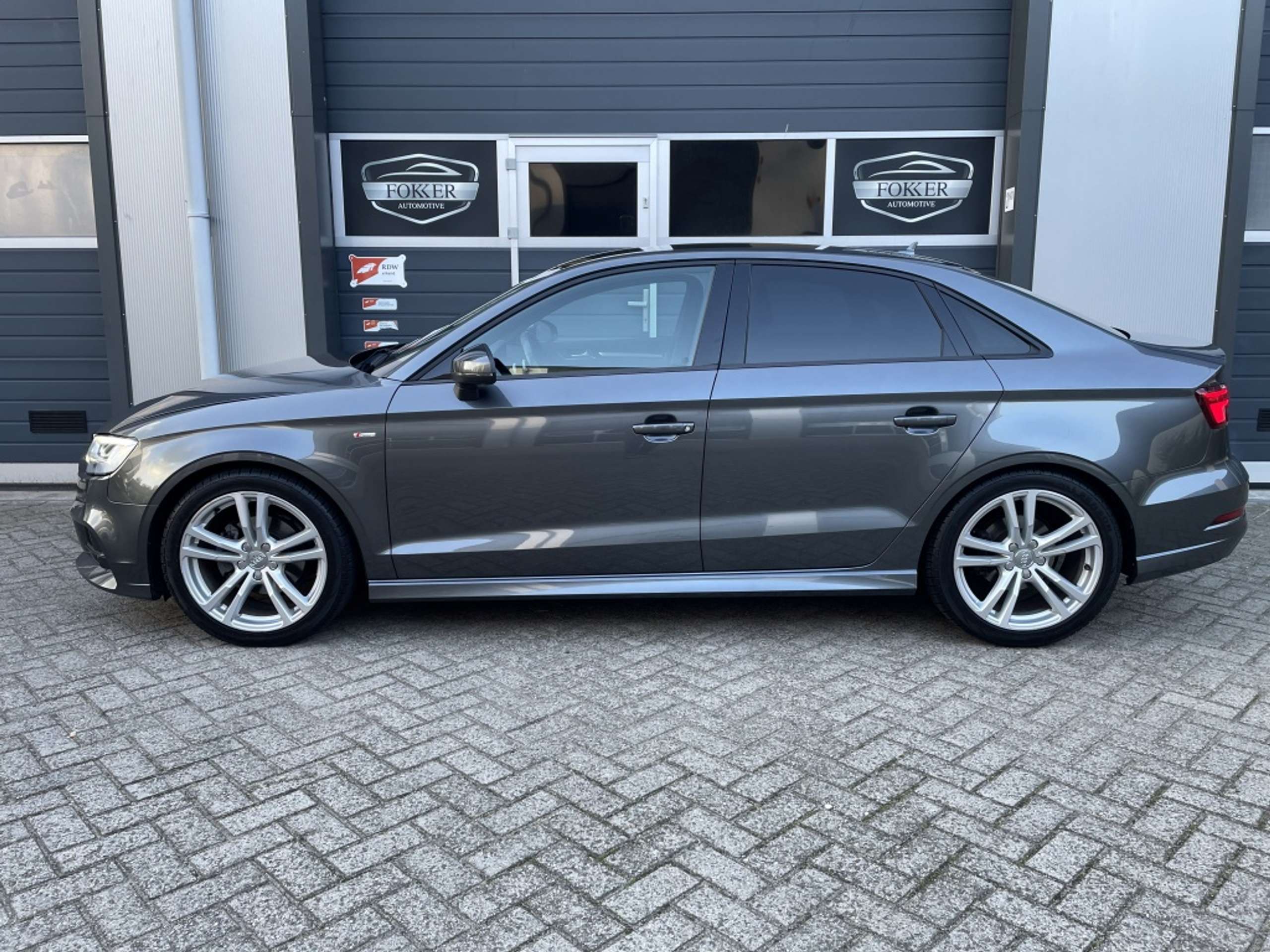 Audi - A3