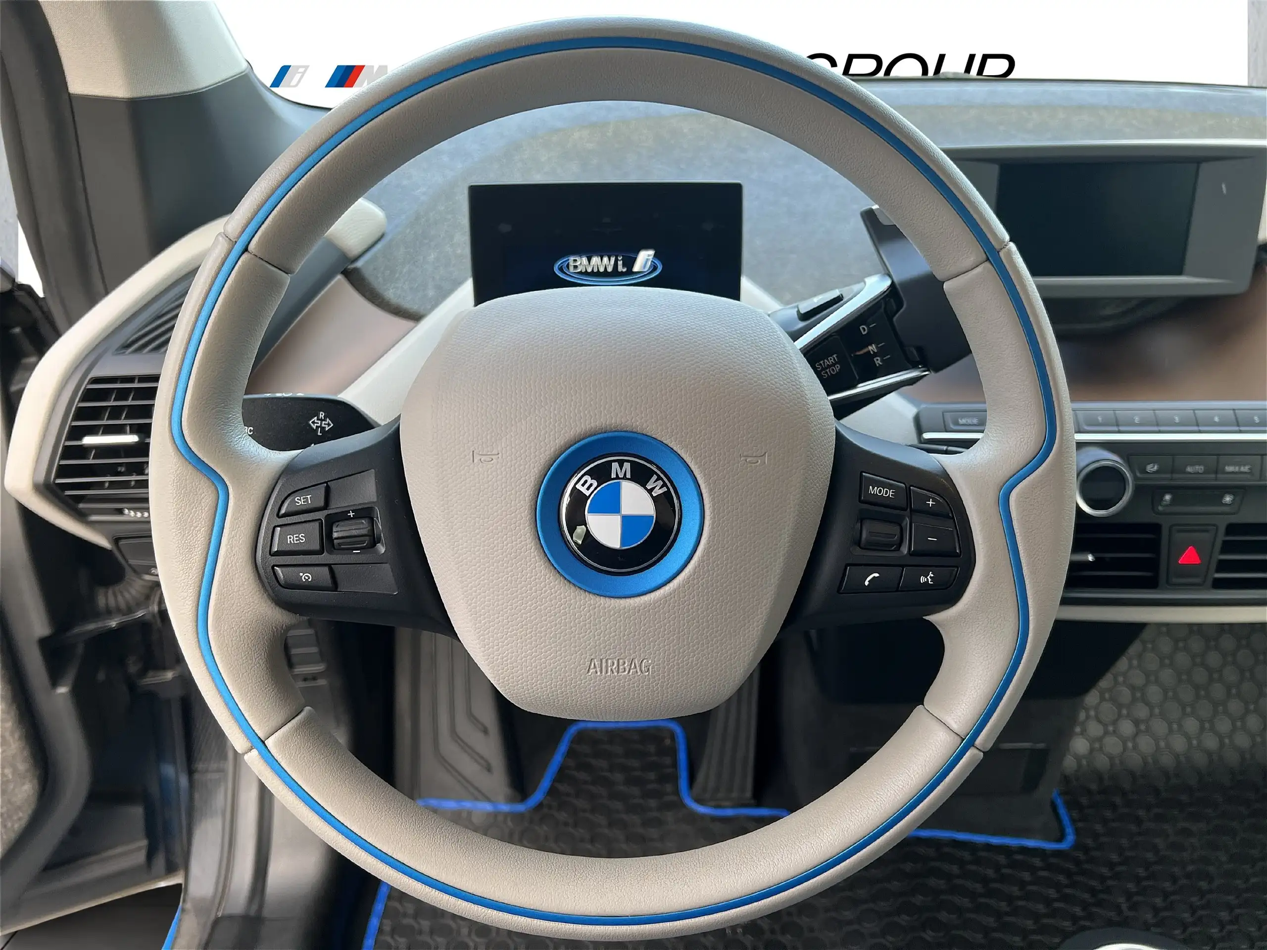 BMW - i3