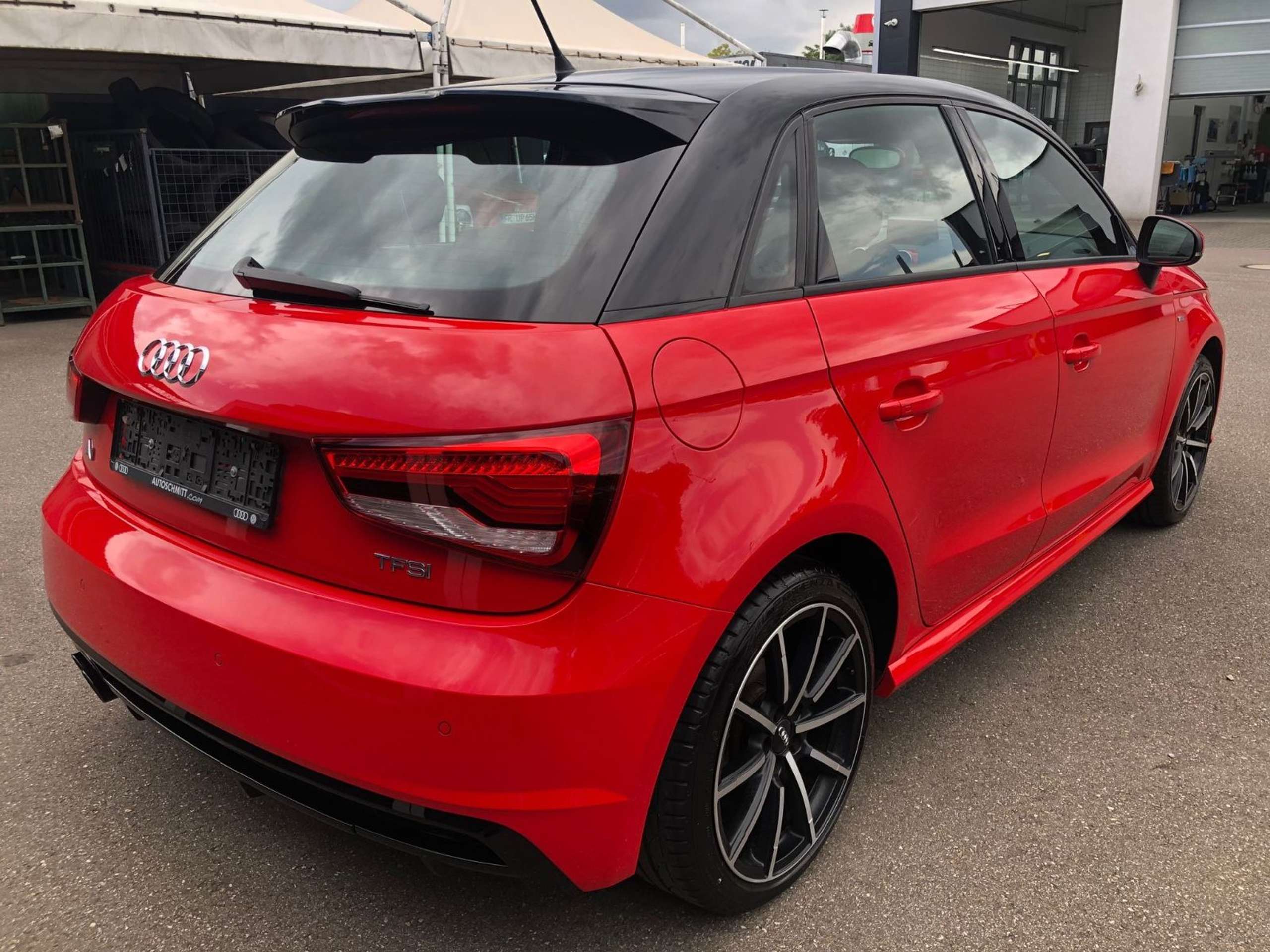 Audi - A1