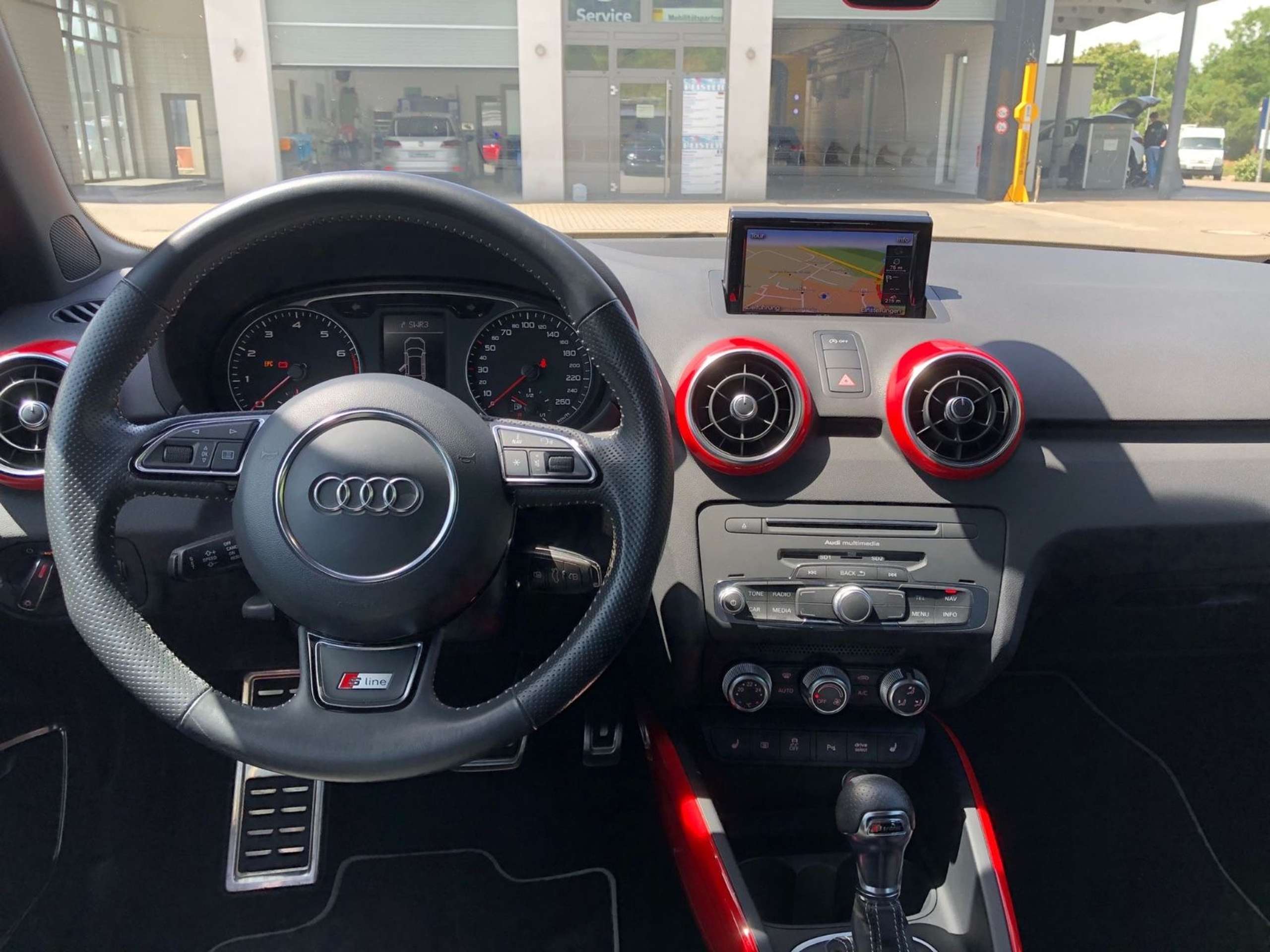 Audi - A1