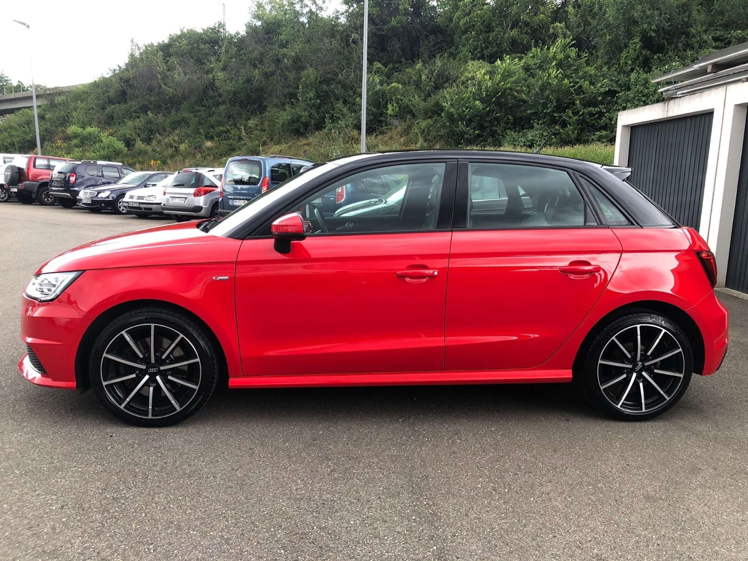 Audi - A1