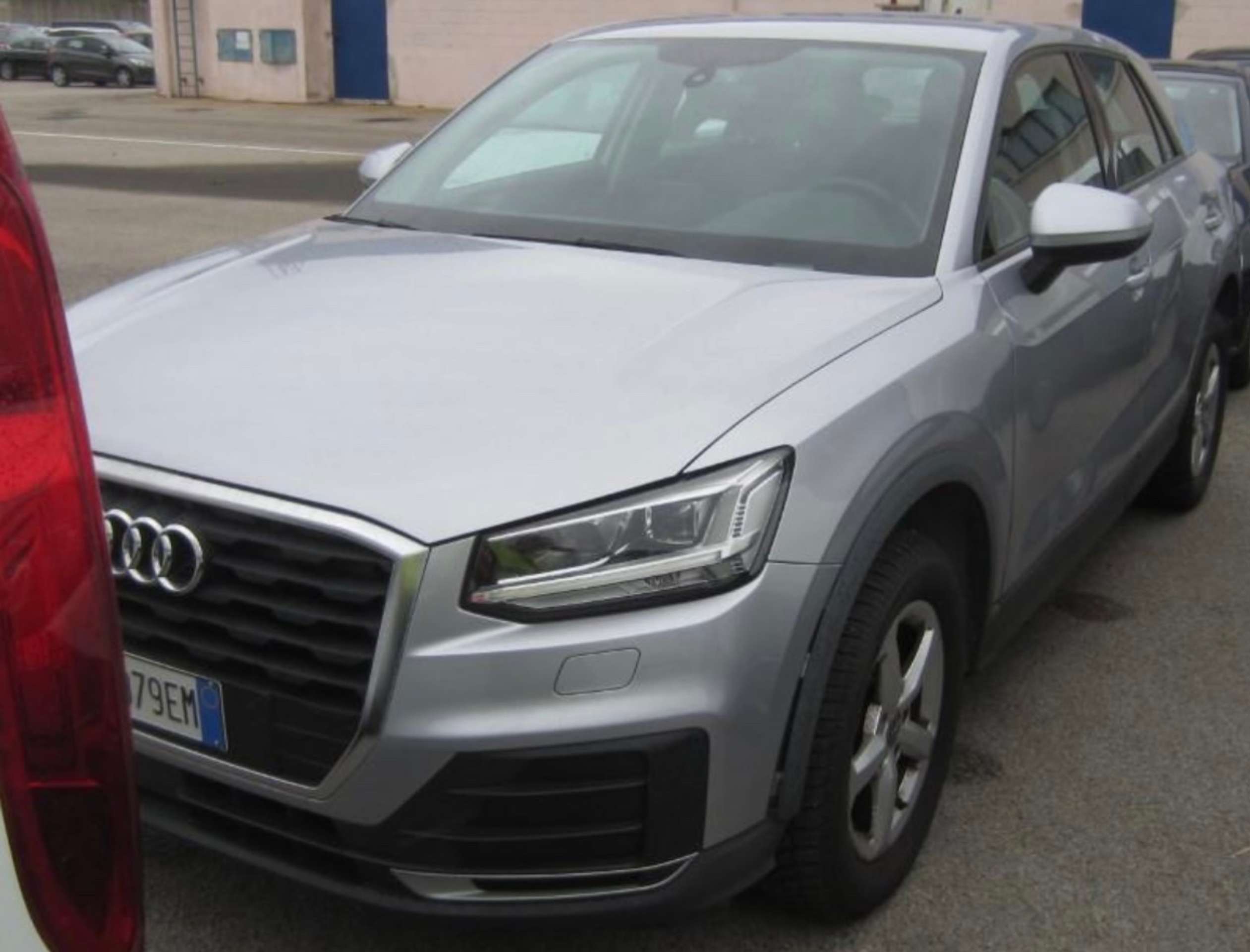 Audi - Q2