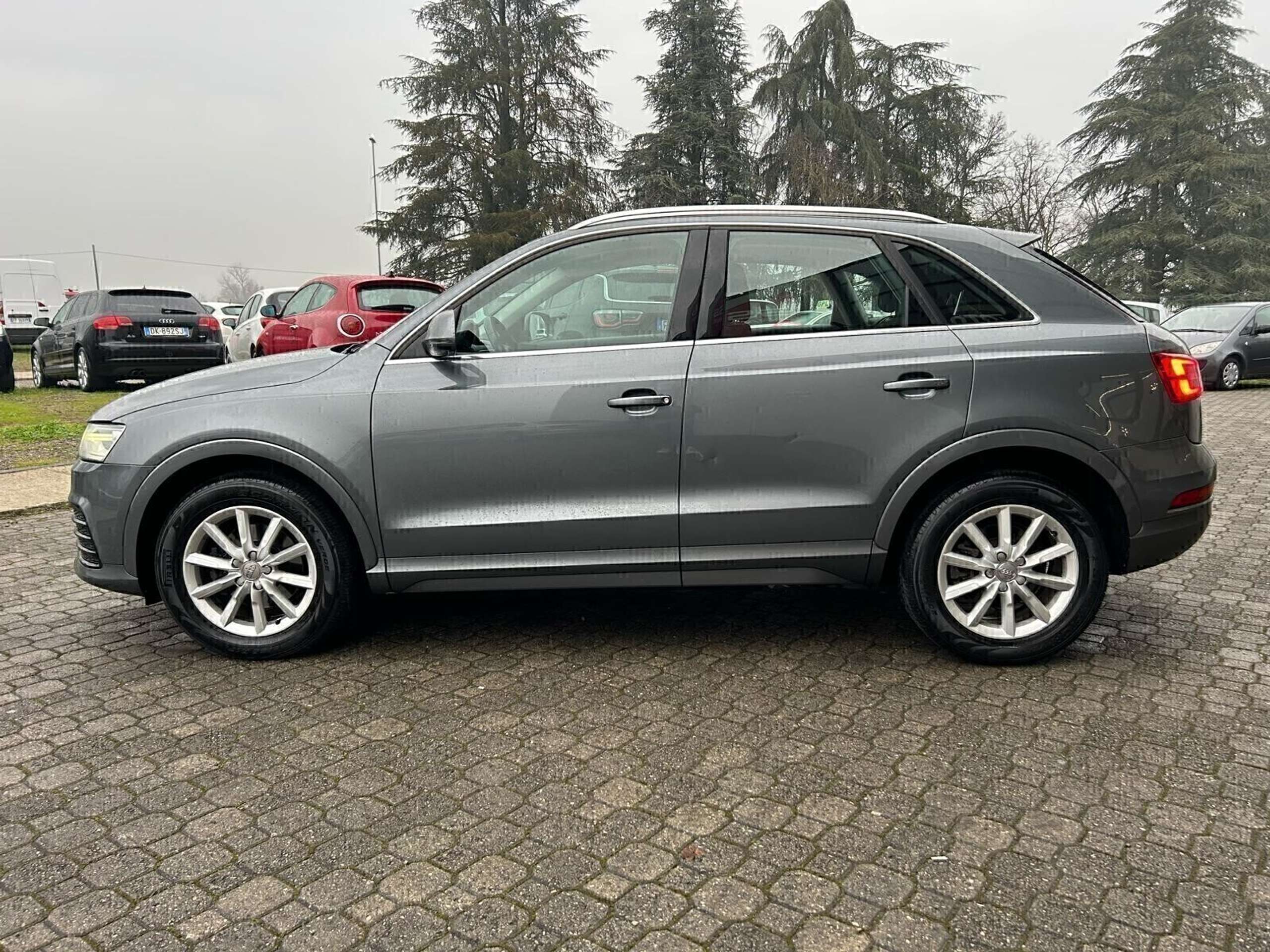 Audi - Q3