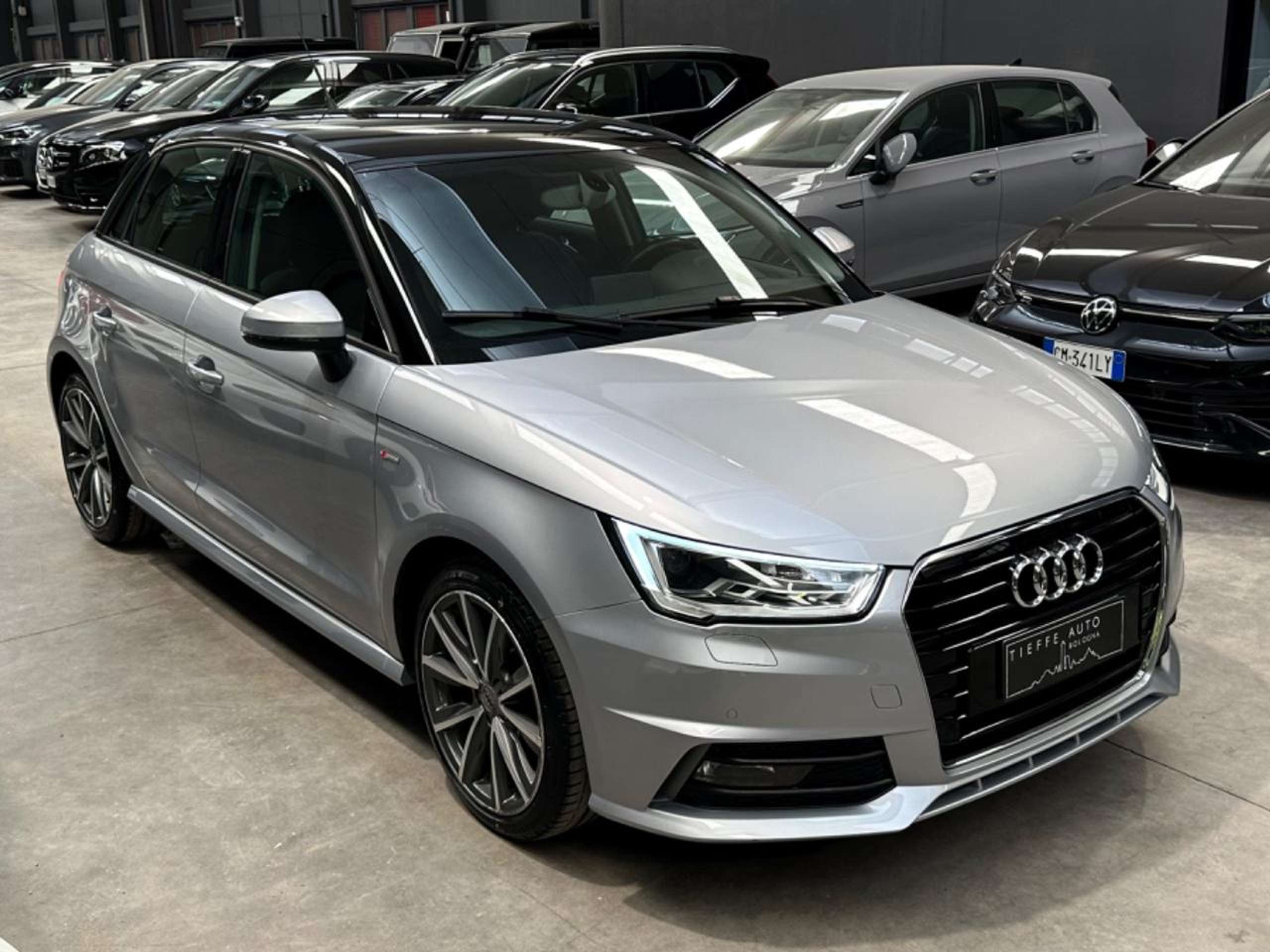 Audi - A1