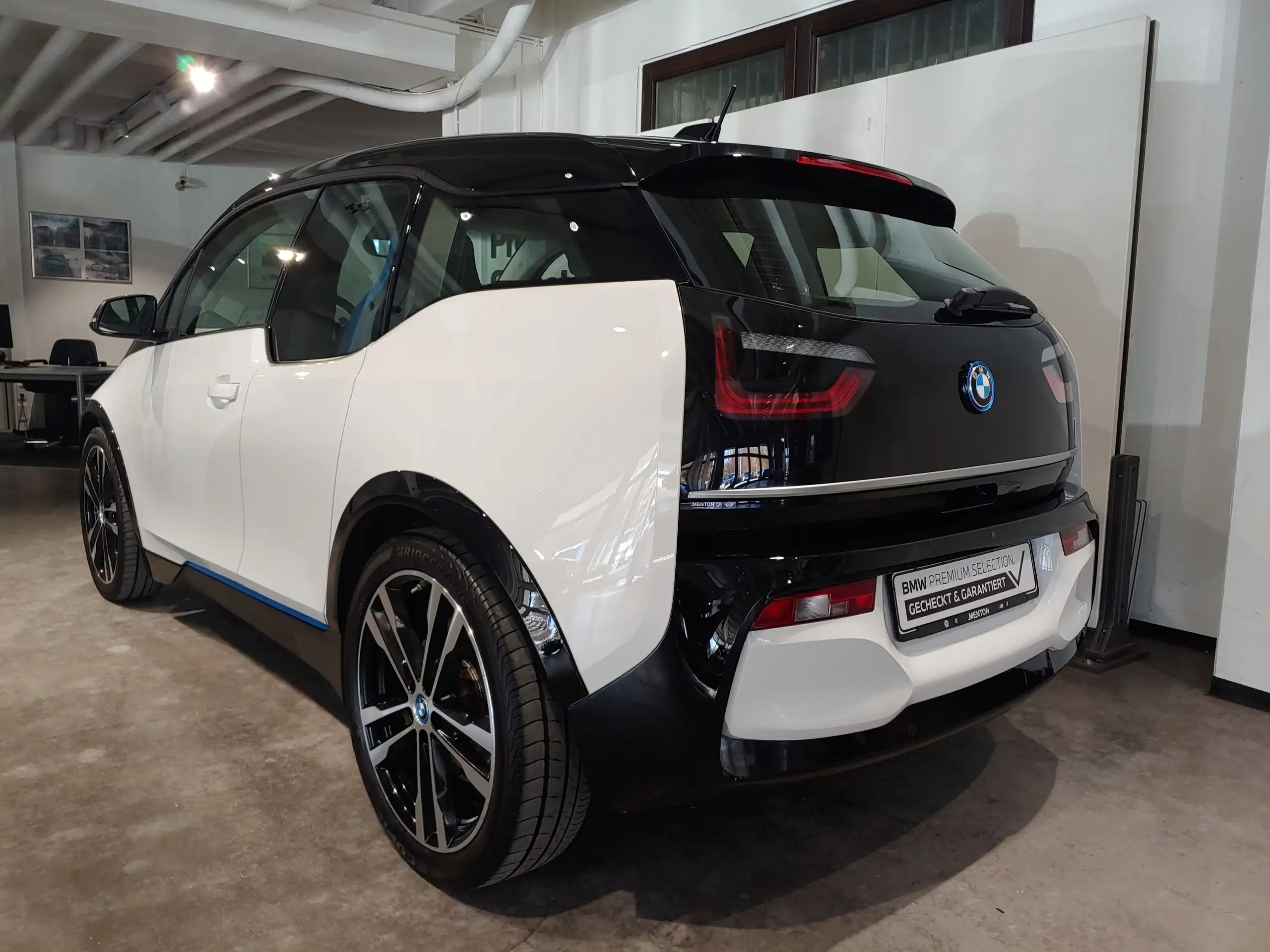 BMW - i3