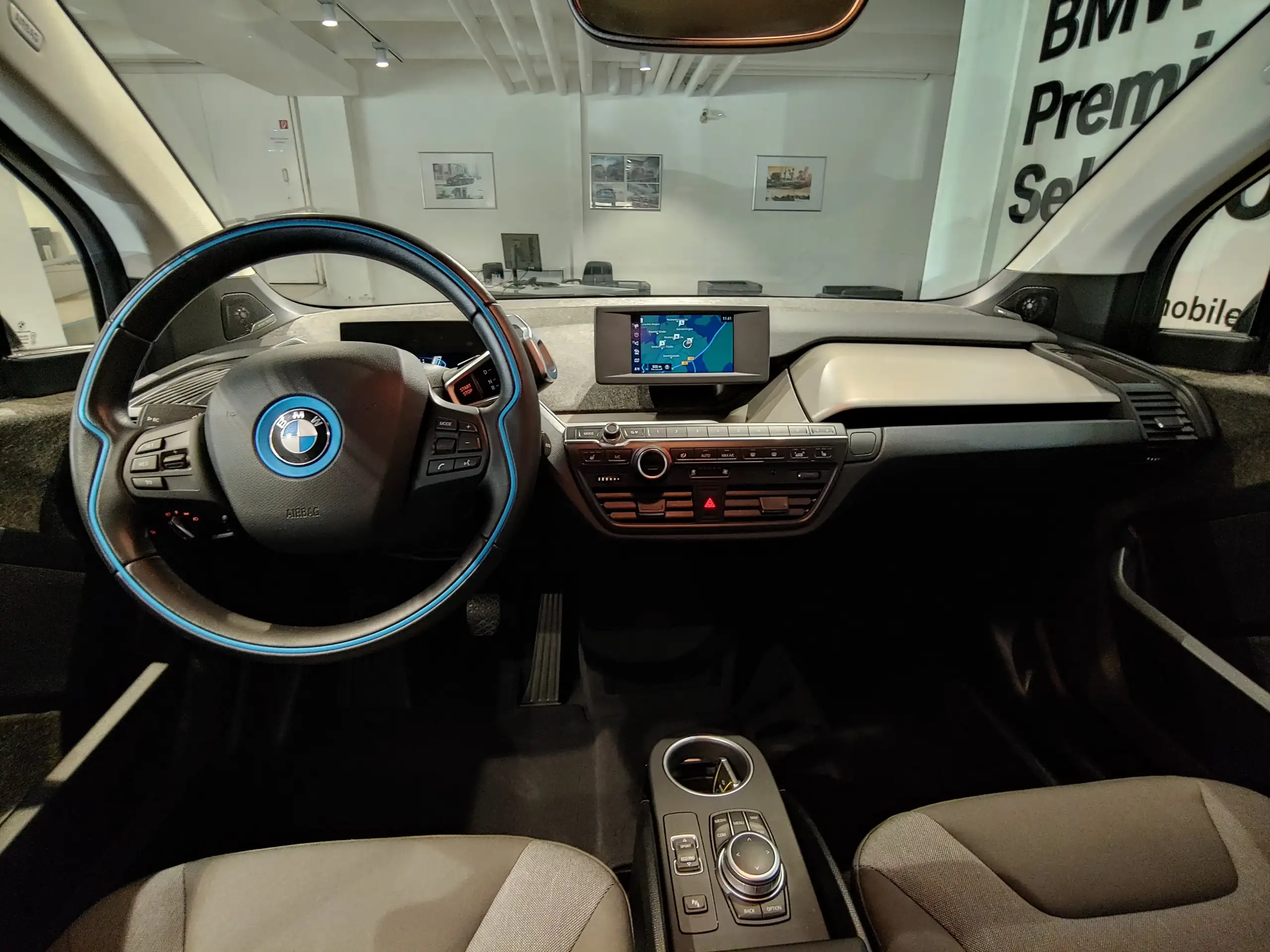 BMW - i3