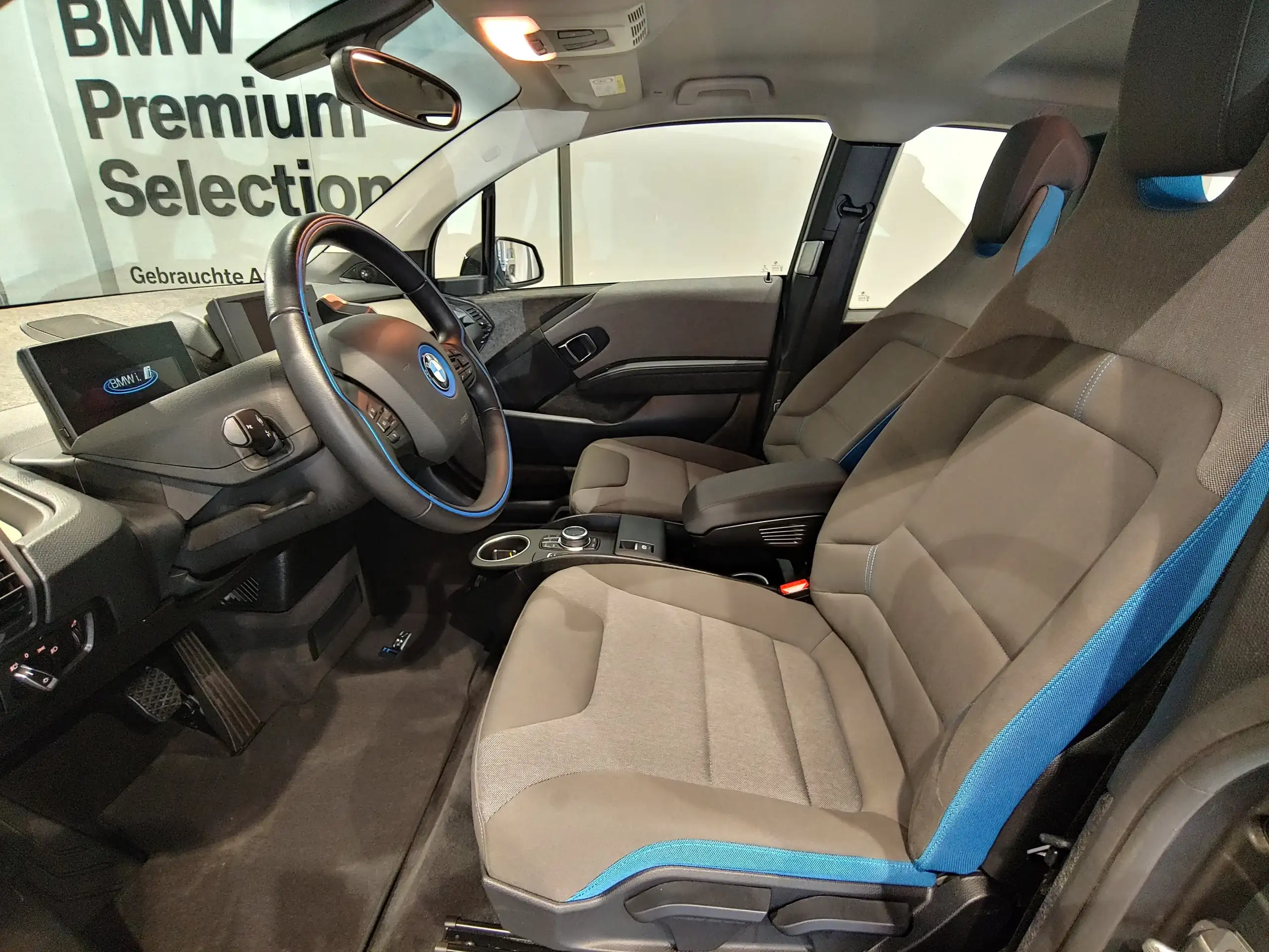 BMW - i3