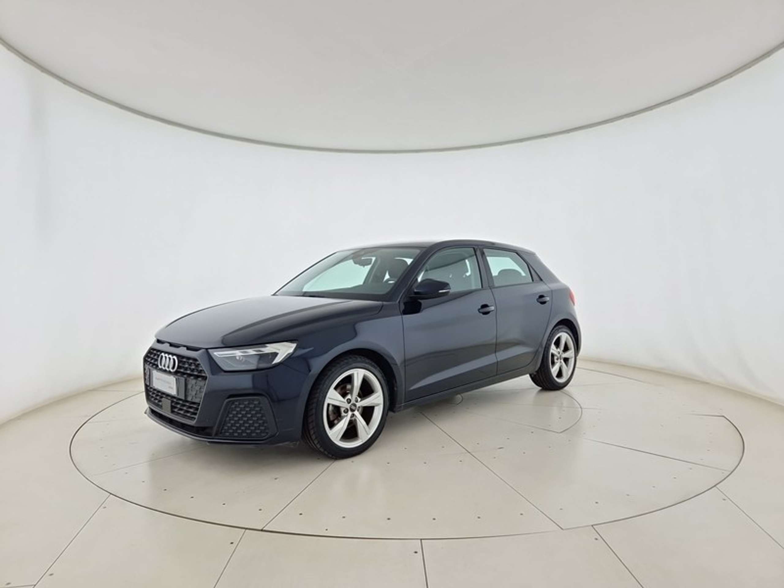 Audi - A1