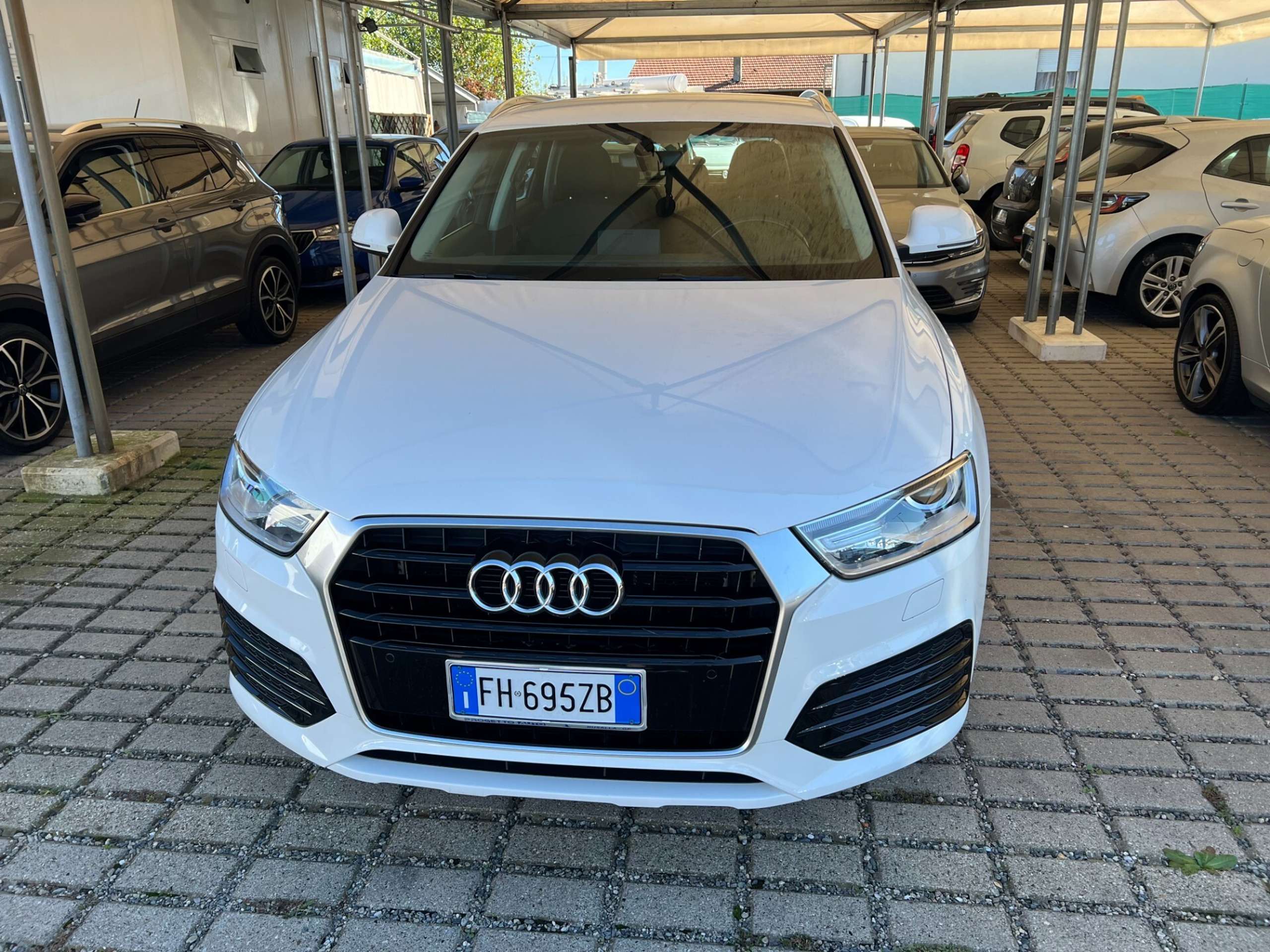 Audi - Q3