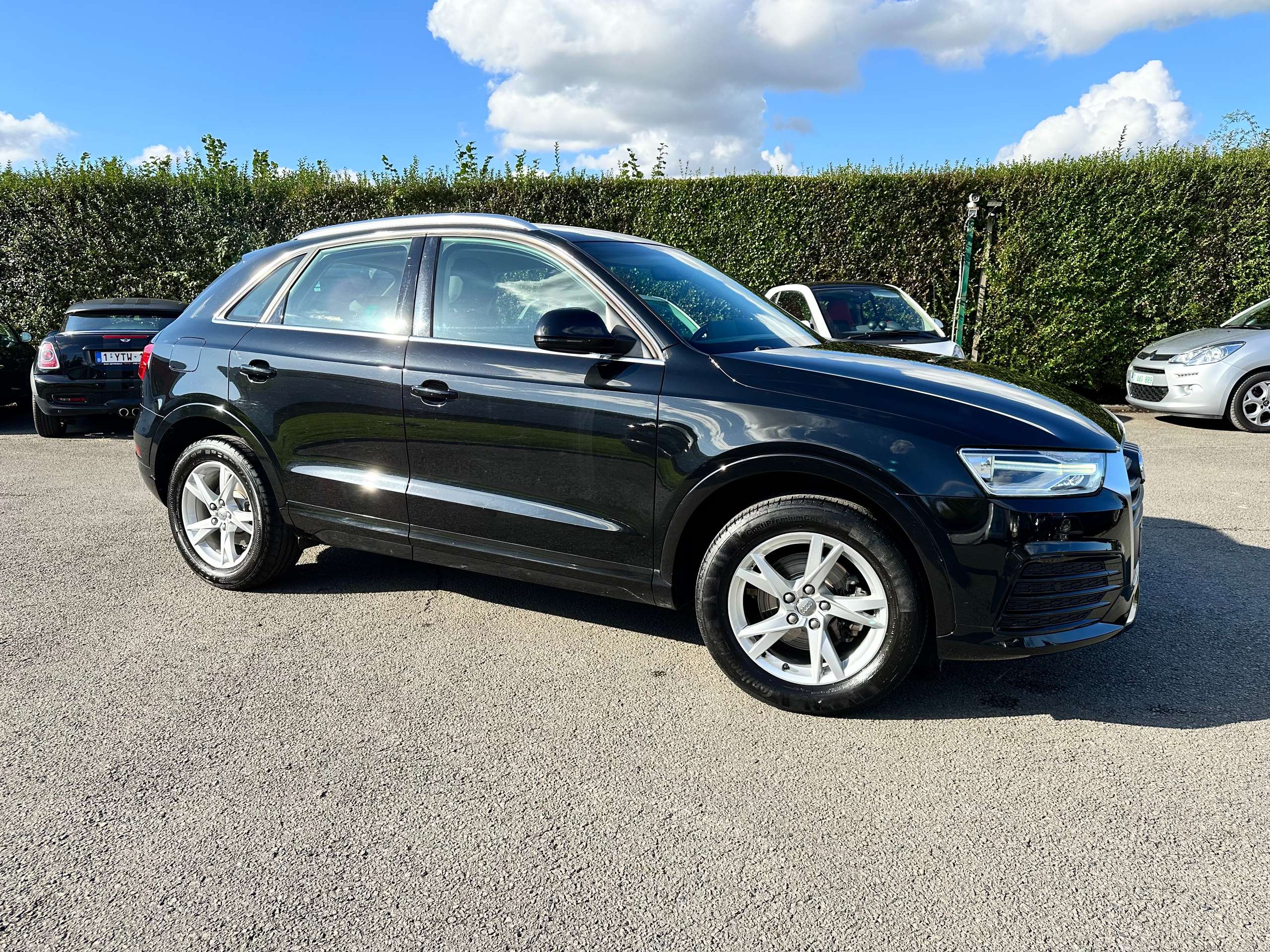 Audi - Q3