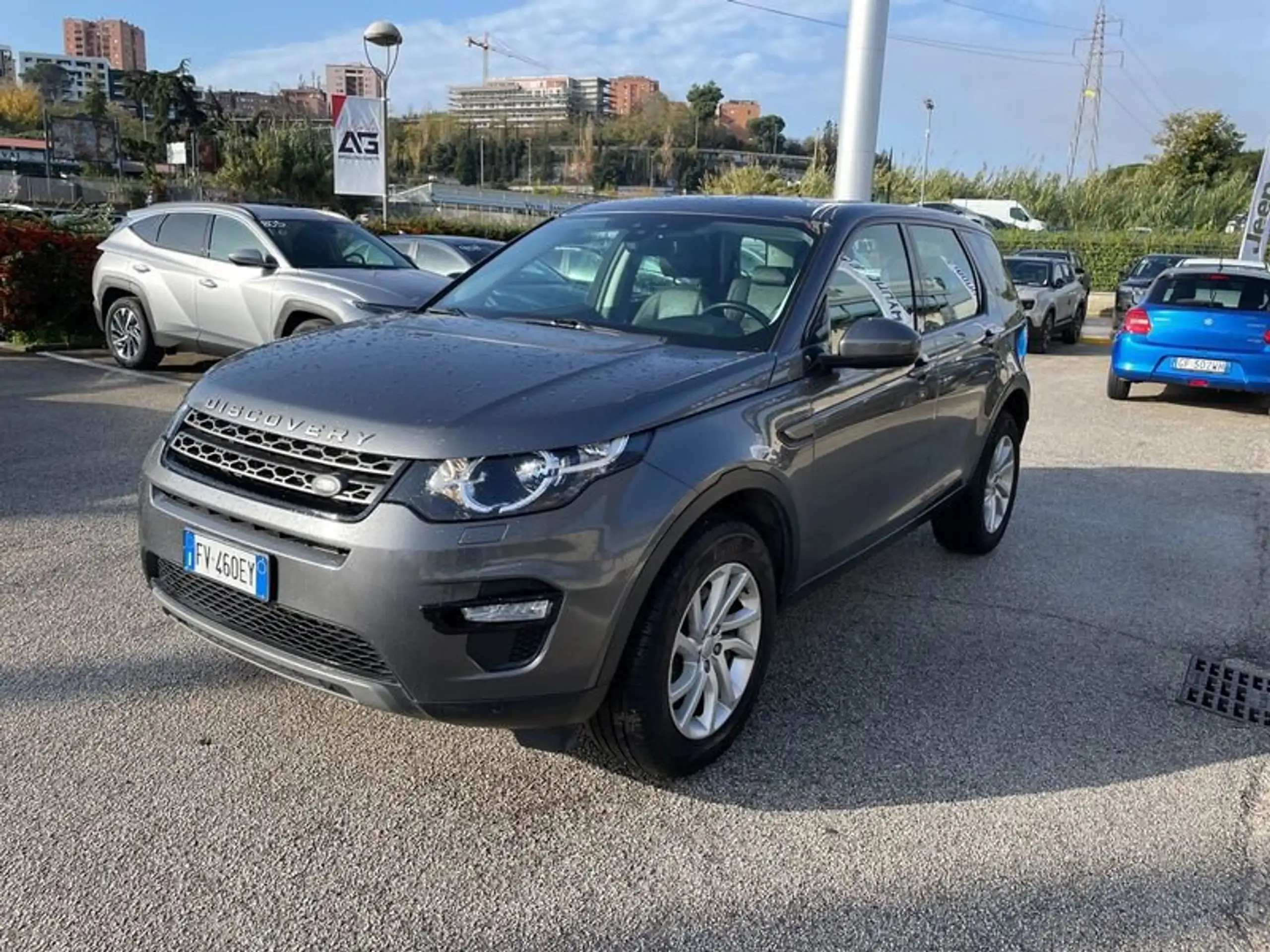 Land Rover - Discovery Sport